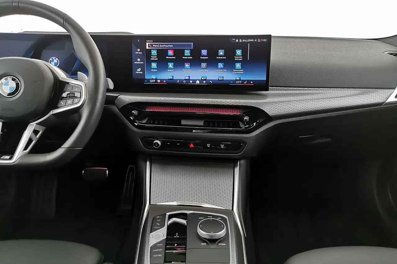 BMW 330 i xDrive M Sport ACC|Pano|HUD|ParkAs+360|AHK 11