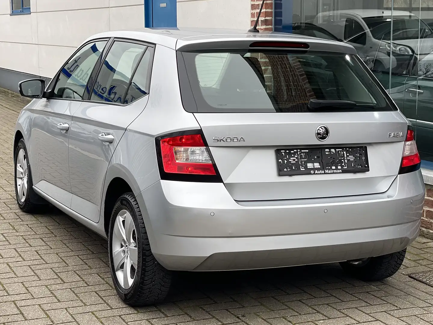 Skoda Fabia Fabia 1.2 TSI Ambition Grijs - 2