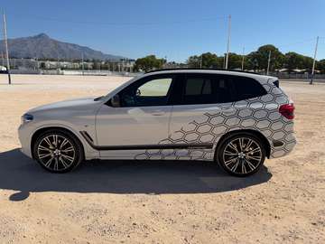 X3 M40d