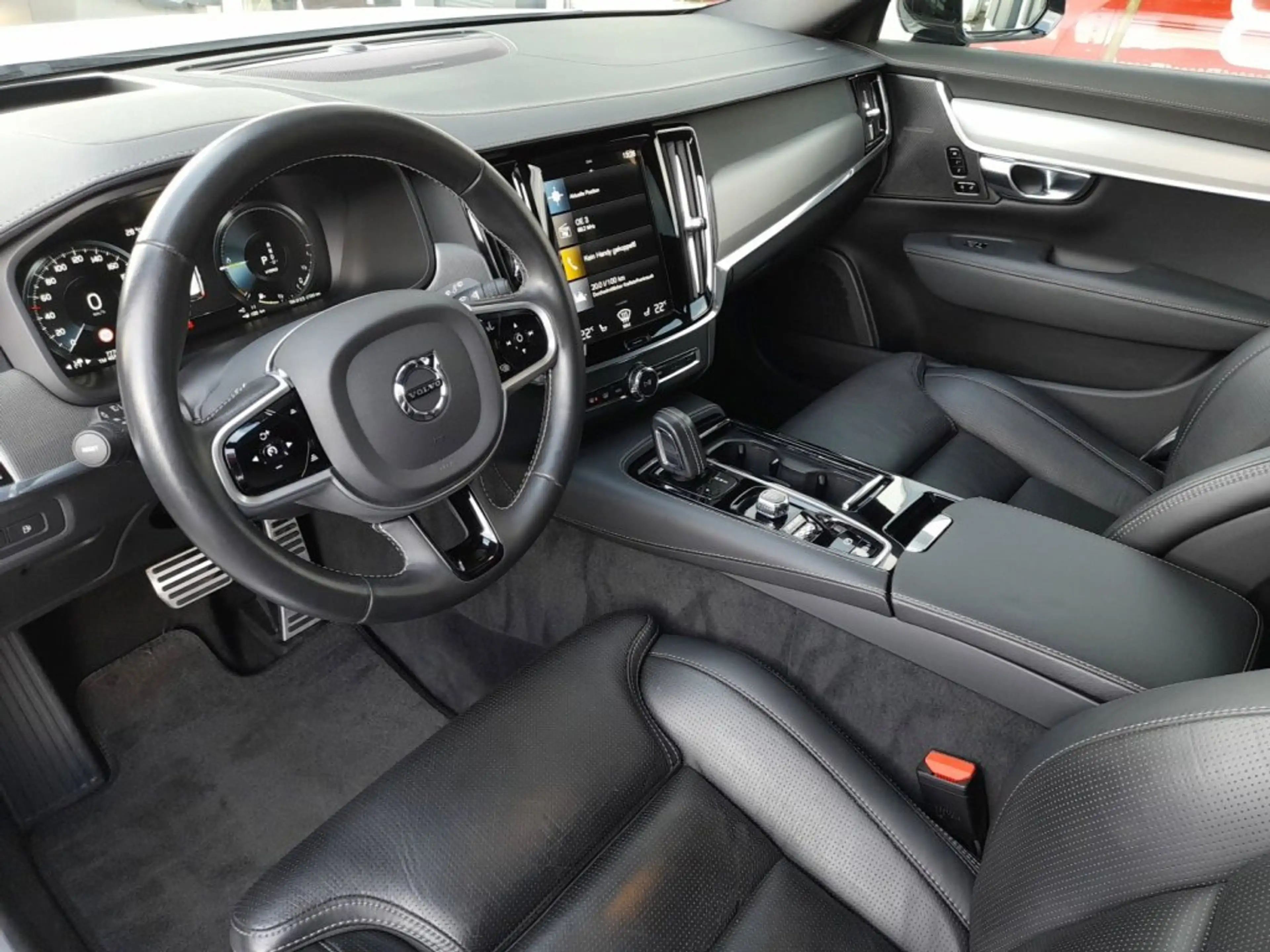 Volvo V90 T8 R-DESIGN PHEV 4x4 Aut *VOLL LED / NAVI / E-NAPPA & MEMORY / AHV & 360° KAMERA / DCC / HK-SOUND / SHZG v+h* — photo 12