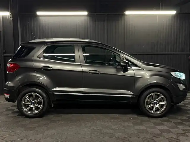 Ford EcoSport view 2