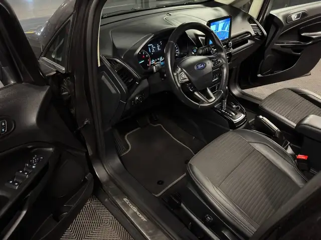 Ford EcoSport view 9