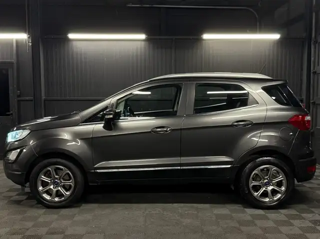 Ford EcoSport view 5