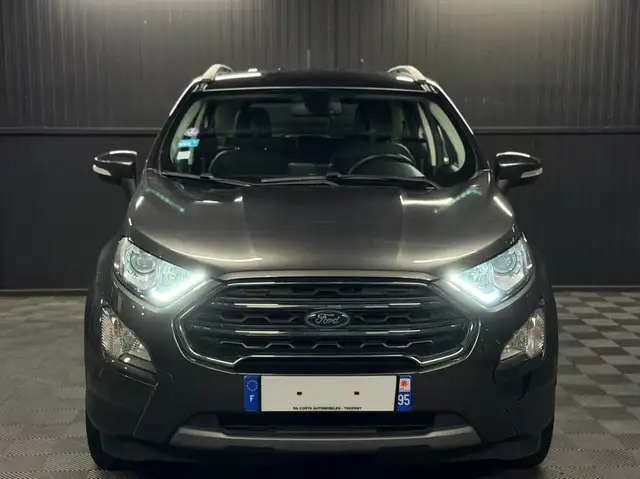 Ford EcoSport view 4