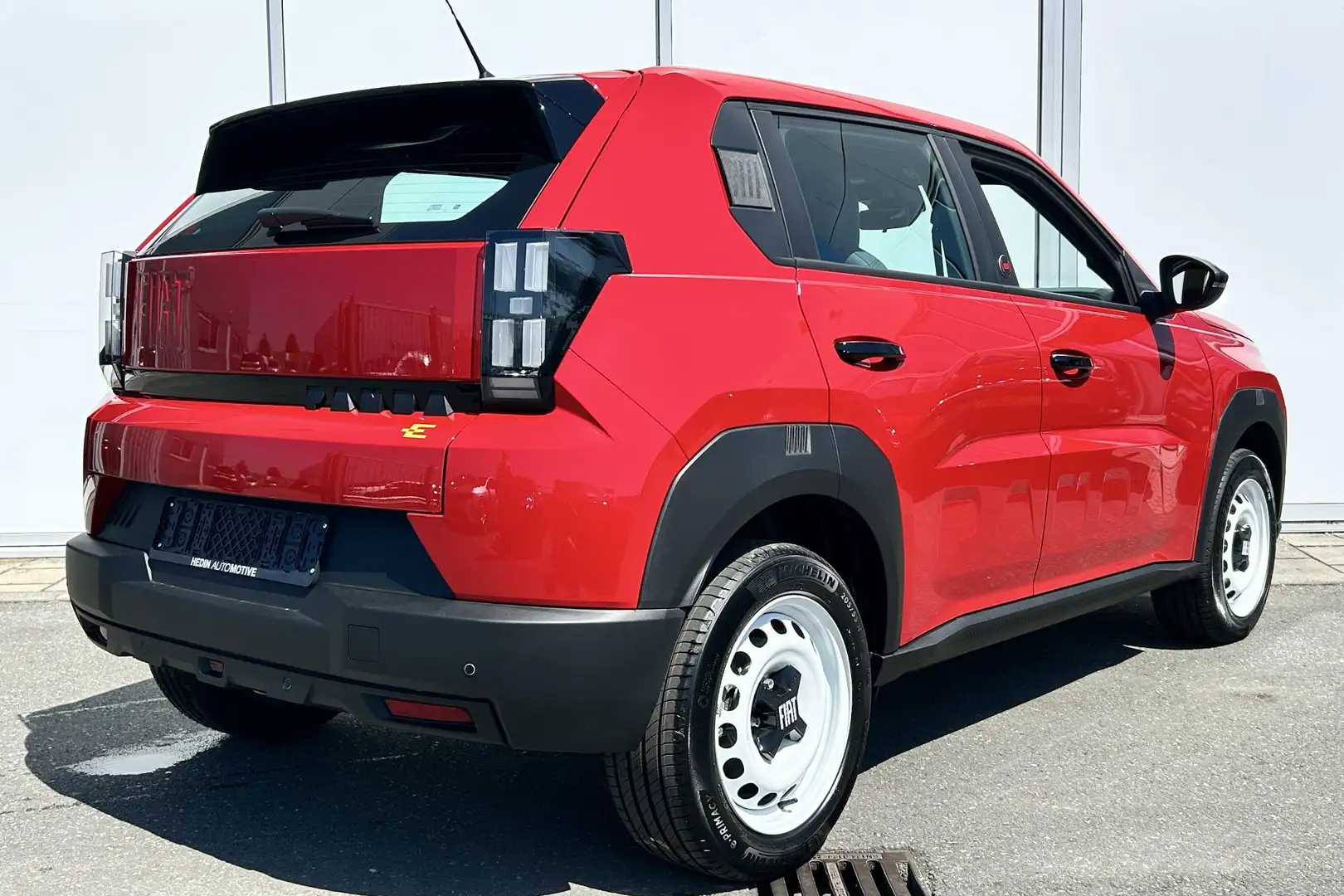 Fiat Grande Panda RED 11kW 44 kWh | Apple Carplay/Android Auto | Cru Rouge - 2