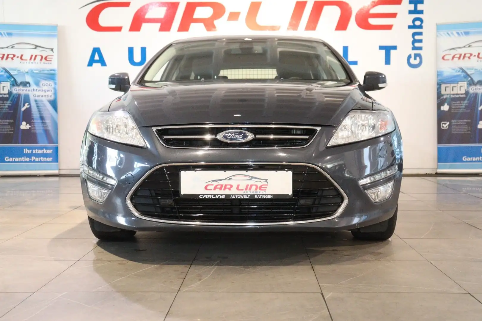 Ford Mondeo Turnier Titanium *1.Hand*Automatik*Navi* Grau - 2