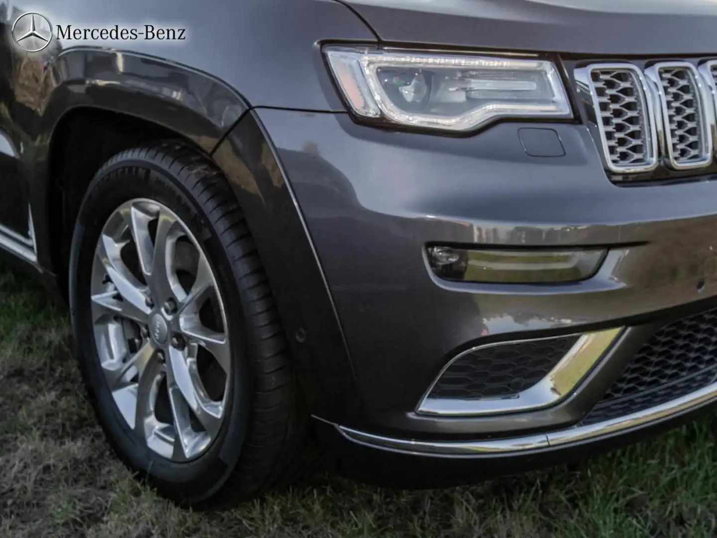 Jeep Grand Cherokee Grau - 2