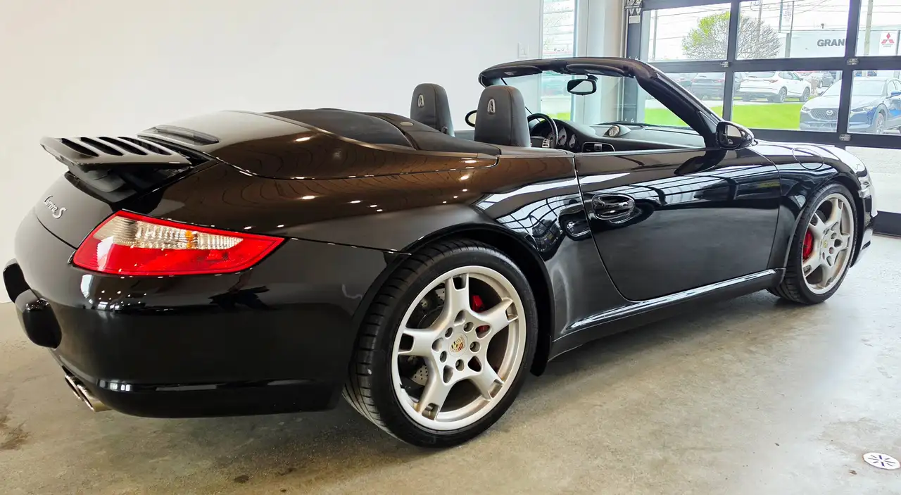 Porsche 911 снимка Porsche 911