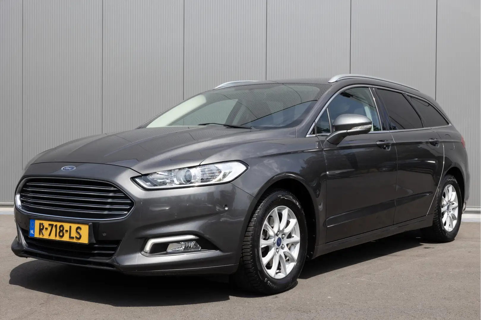 Ford Mondeo Wagon | 1.5 Titanium | CLIMATE | NAVI | STOELV | Gris - 1