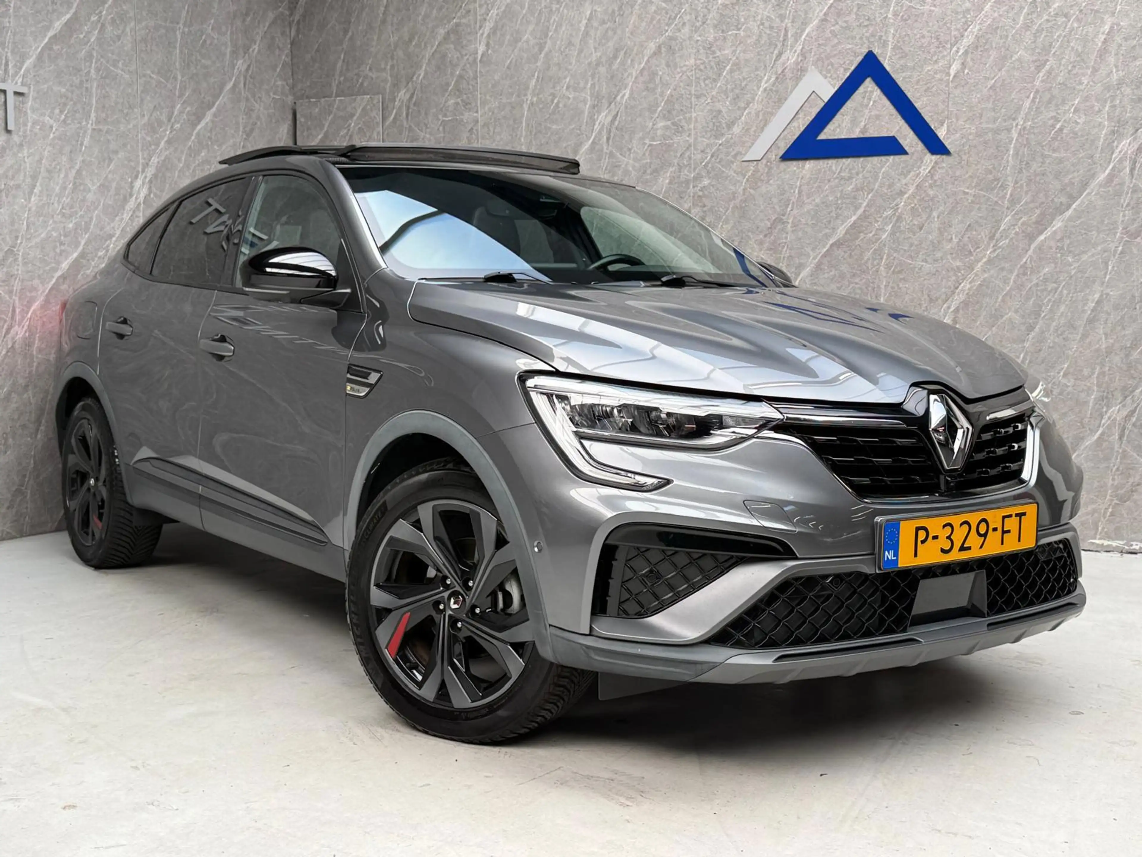 Renault Arkana 1.6 E-Tech Hybrid 145 R.S. Line / 1e Eigenaar / NA — photo 2