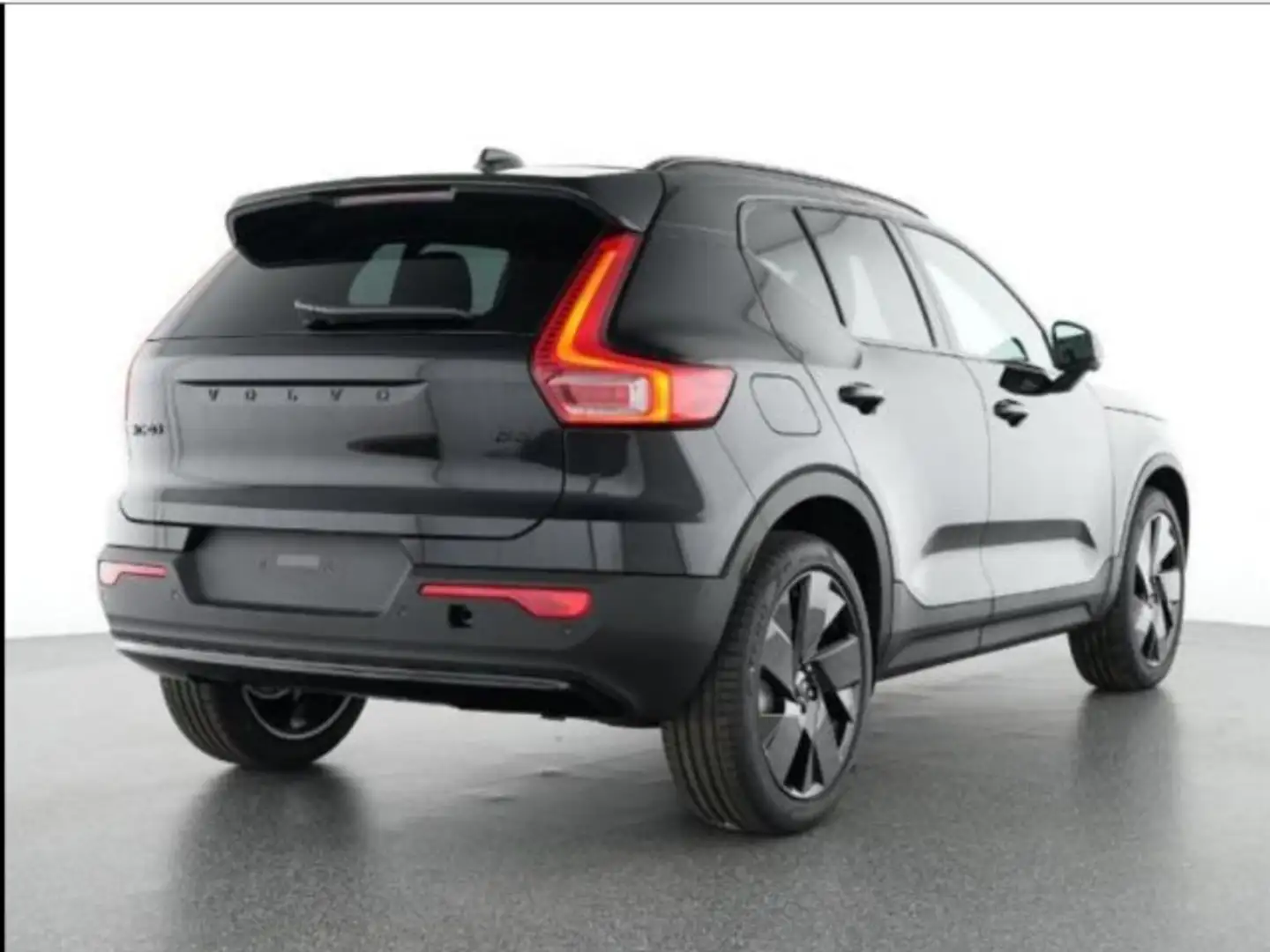 Volvo XC40 B3 Plus Black Edition/AHK/Pano/360K/20Zoll Klima Schwarz - 2