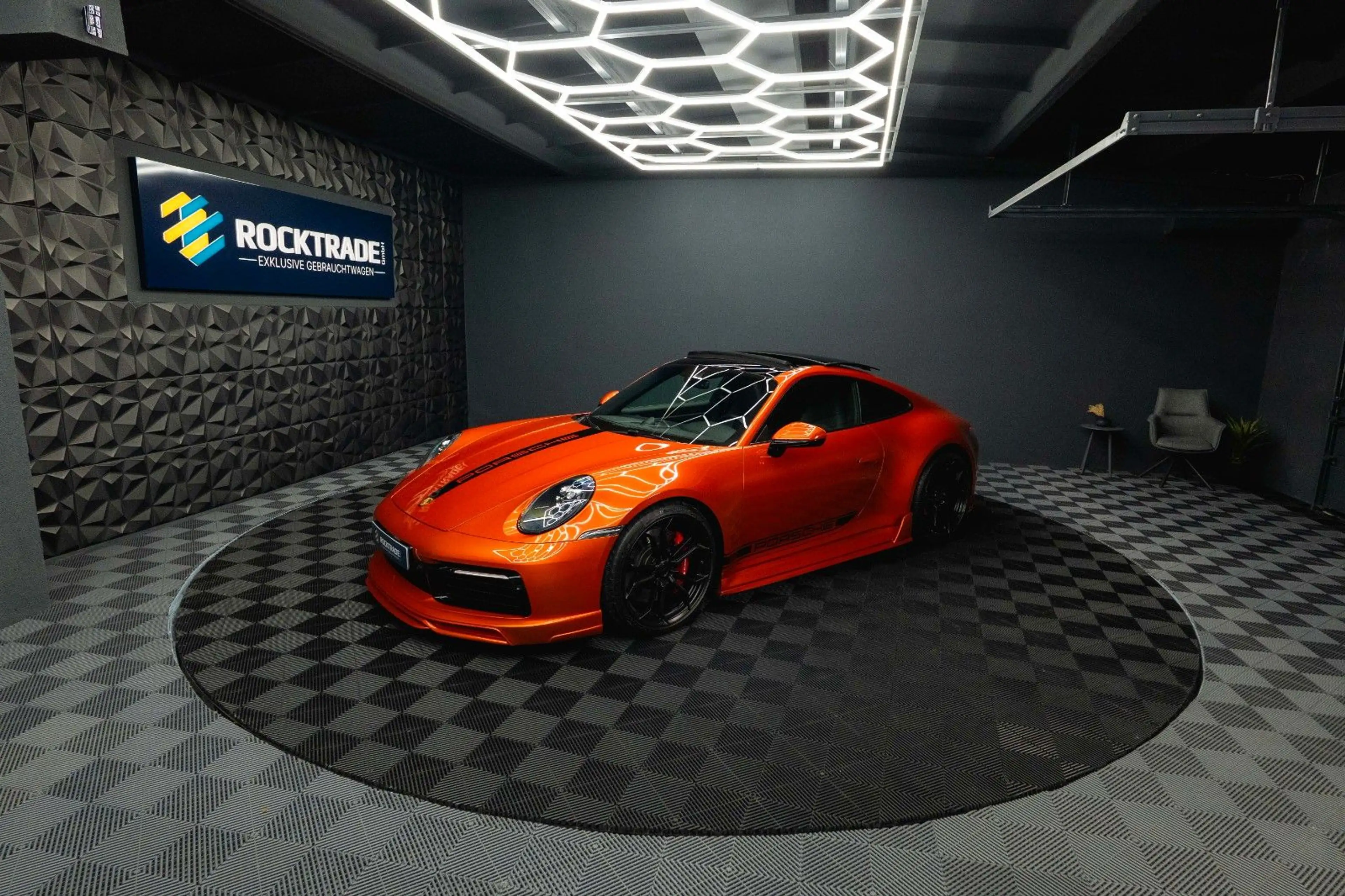 Porsche 992 911 Carrera 4 S TECHART AKRAPOVIC 111 Punkte