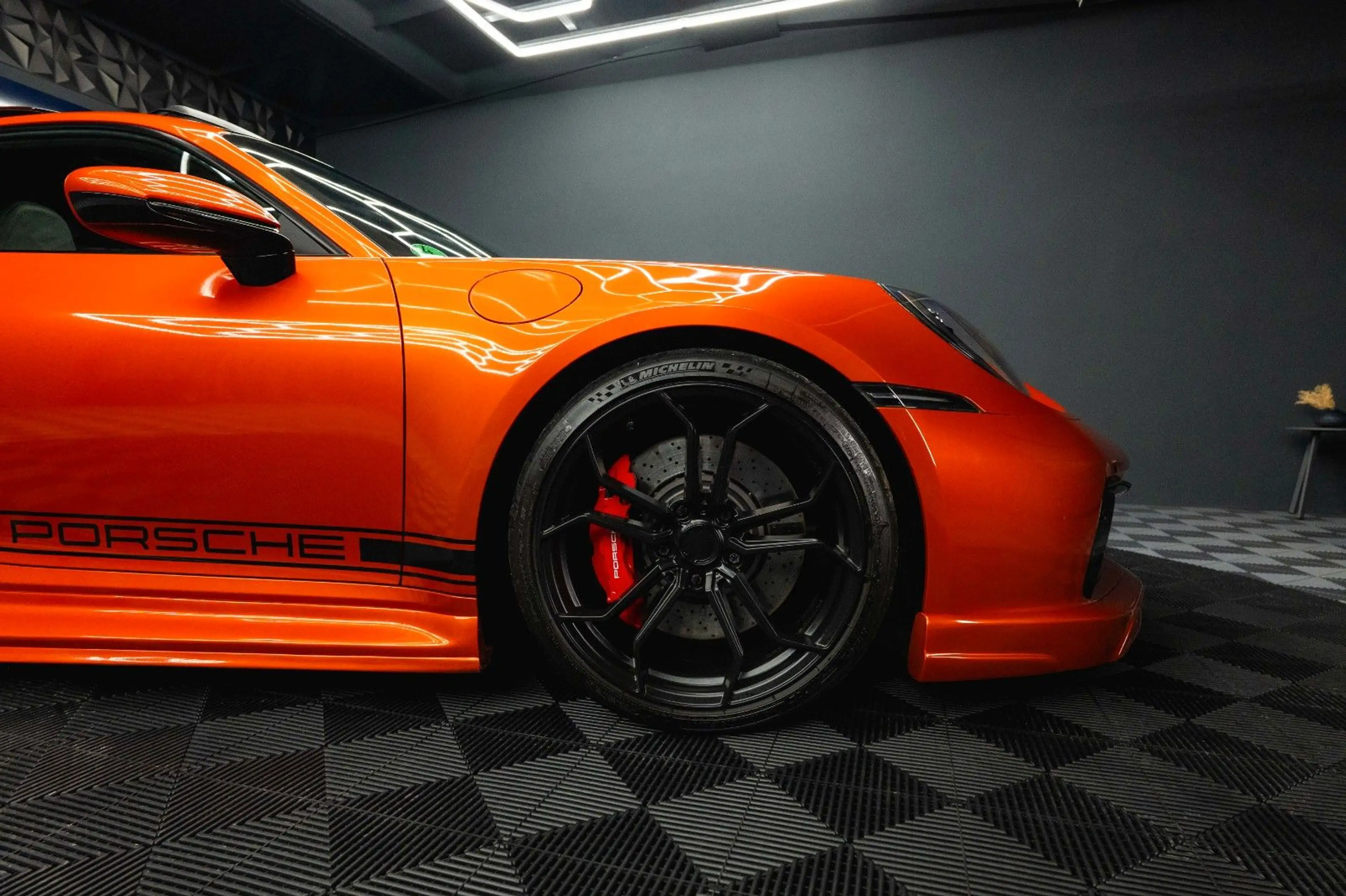 Porsche 992 911 Carrera 4 S TECHART AKRAPOVIC 111 Punkte — photo 14