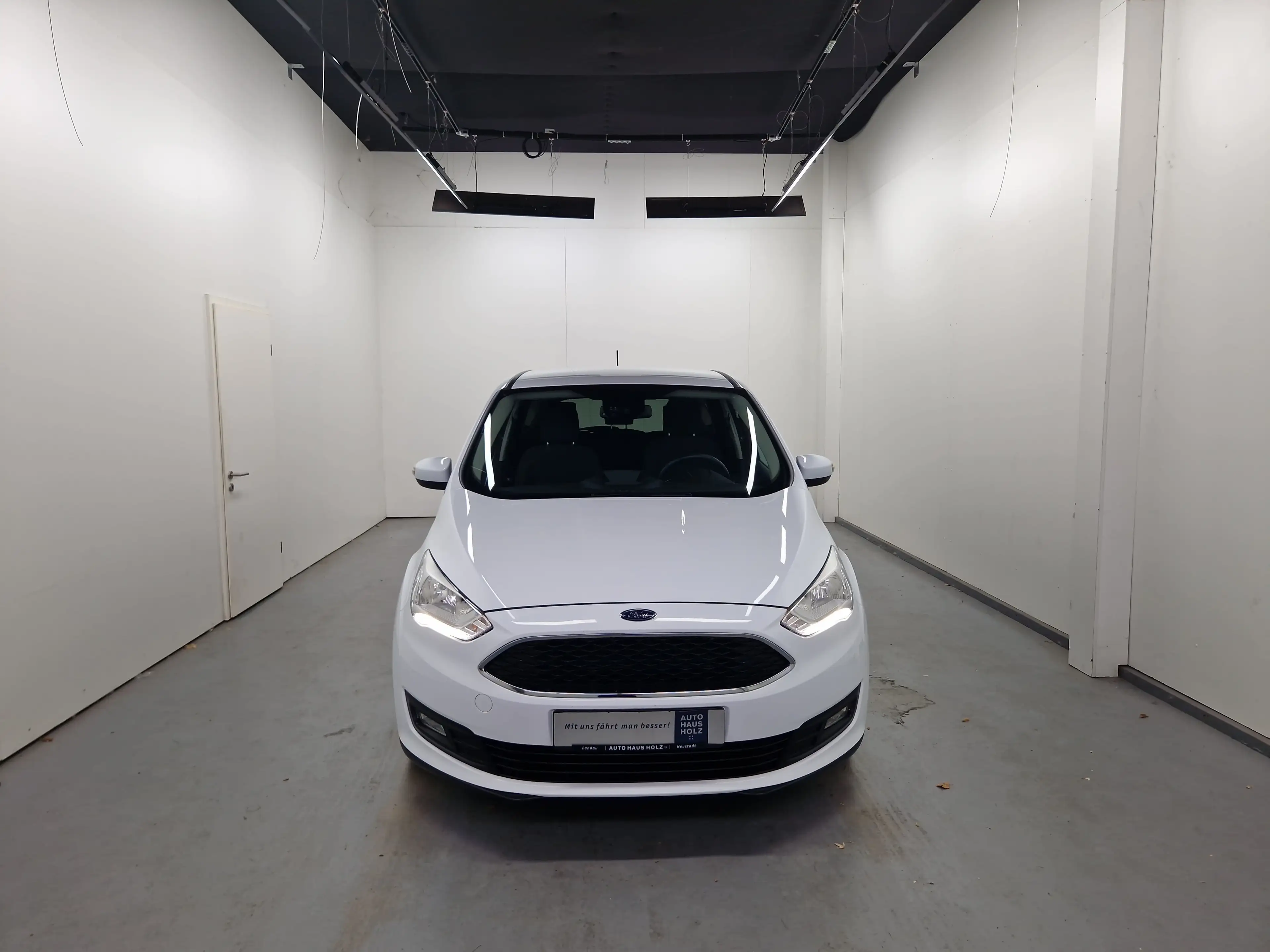 Ford C-Max 1.0 EcoBoost Cool & Connect Navi Klima SHZ — photo 6