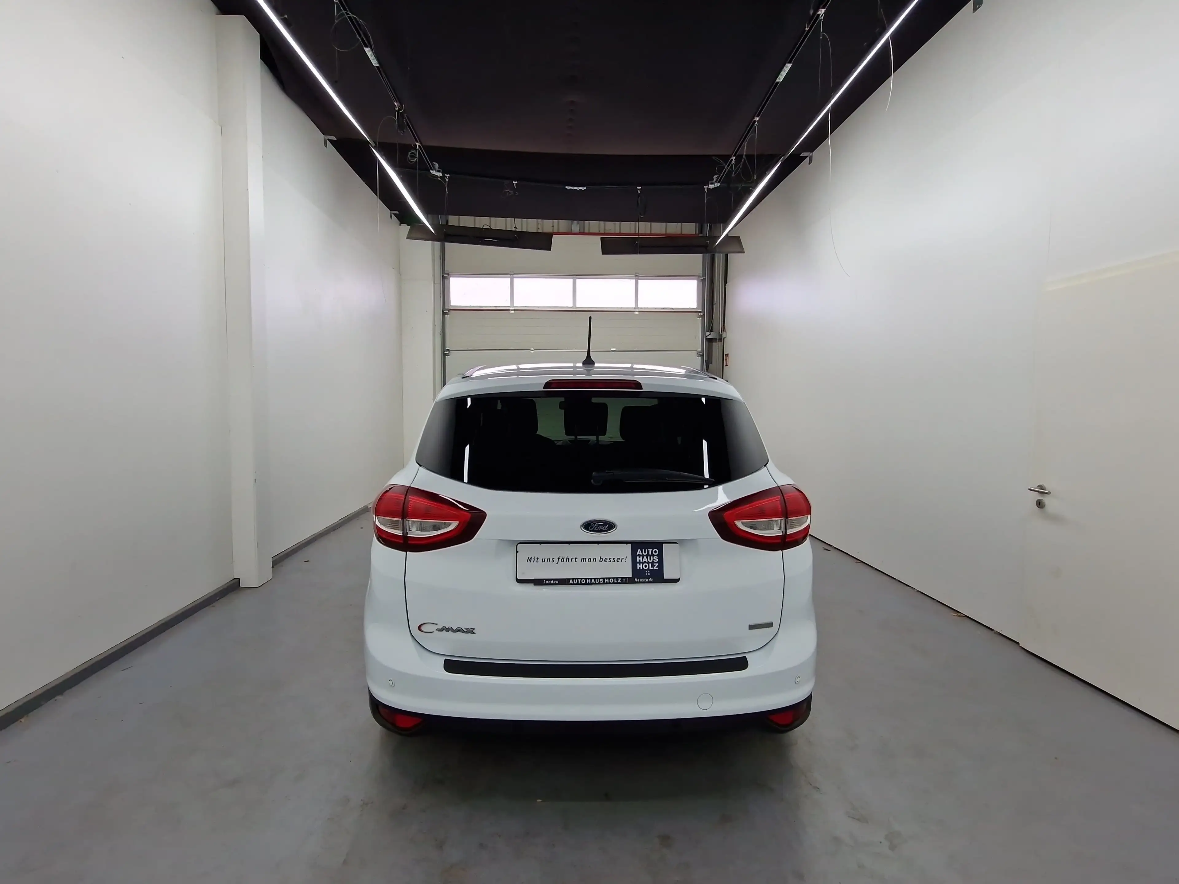 Ford C-Max 1.0 EcoBoost Cool & Connect Navi Klima SHZ — photo 3