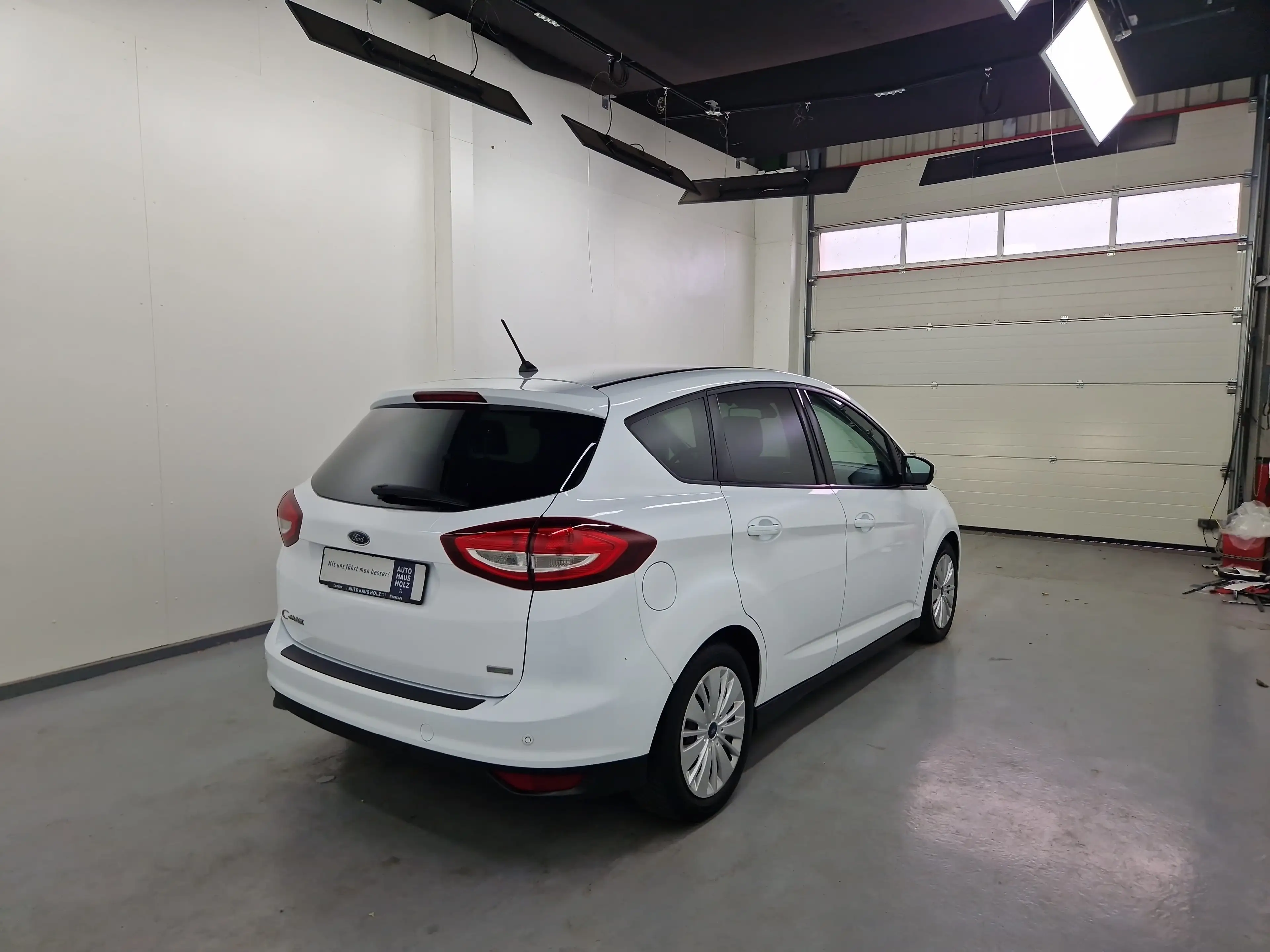 Ford C-Max 1.0 EcoBoost Cool & Connect Navi Klima SHZ — photo 4