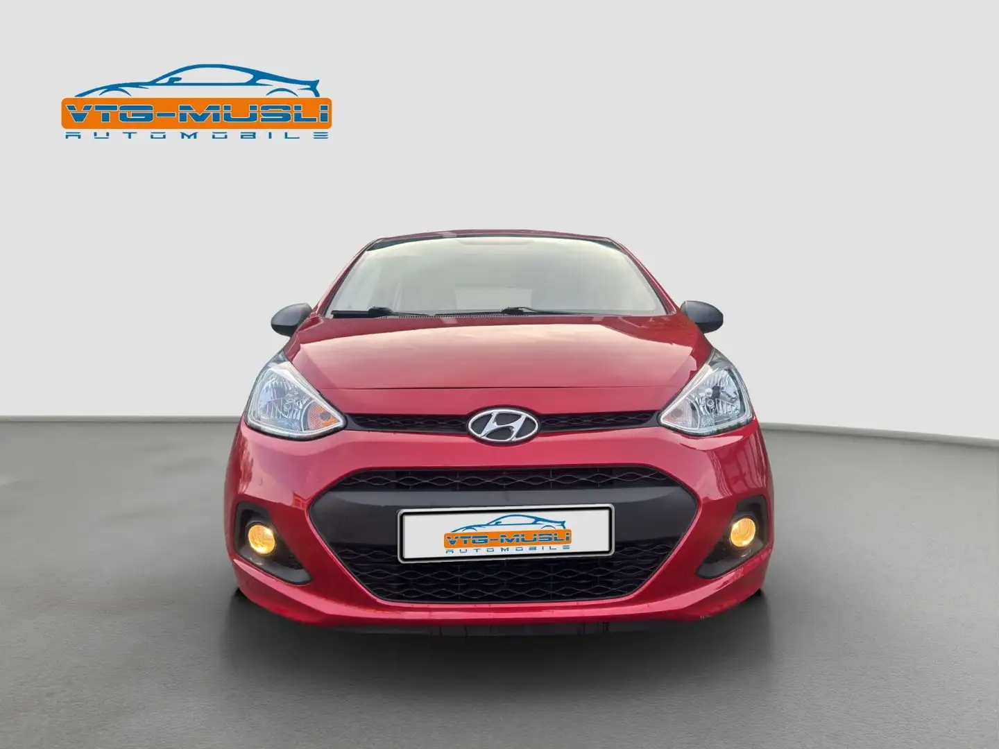 Hyundai i10 Classic Rot - 2