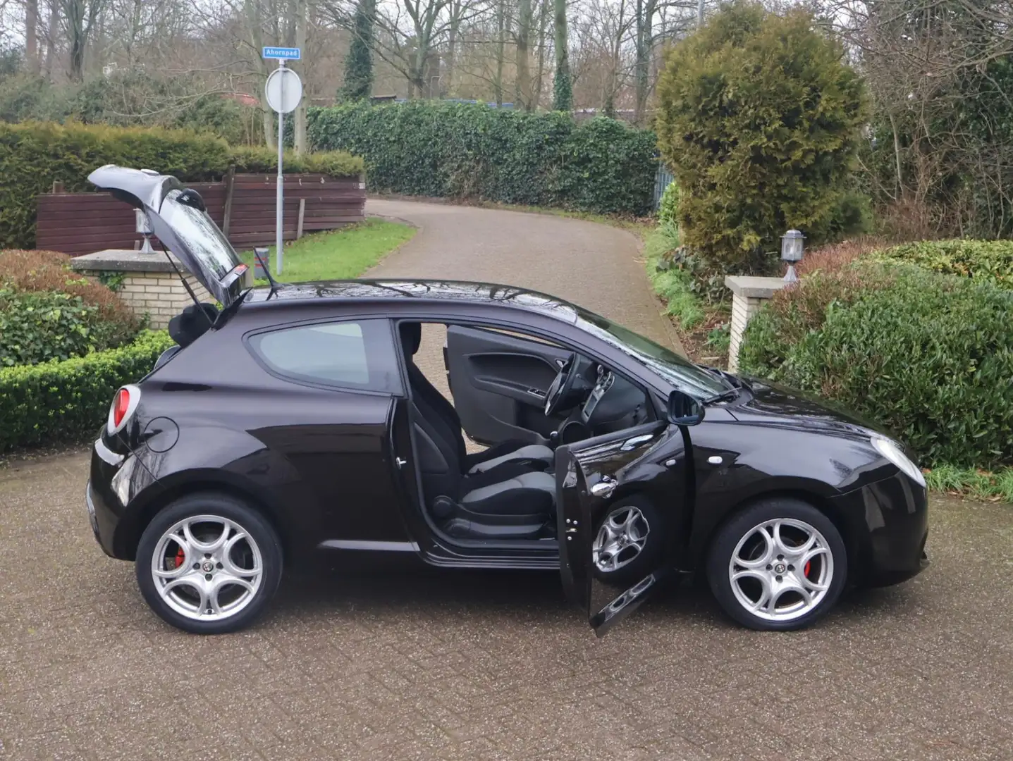 Alfa Romeo MiTo 1.4 Progression 17" en Multimediasysteem Noir - 2