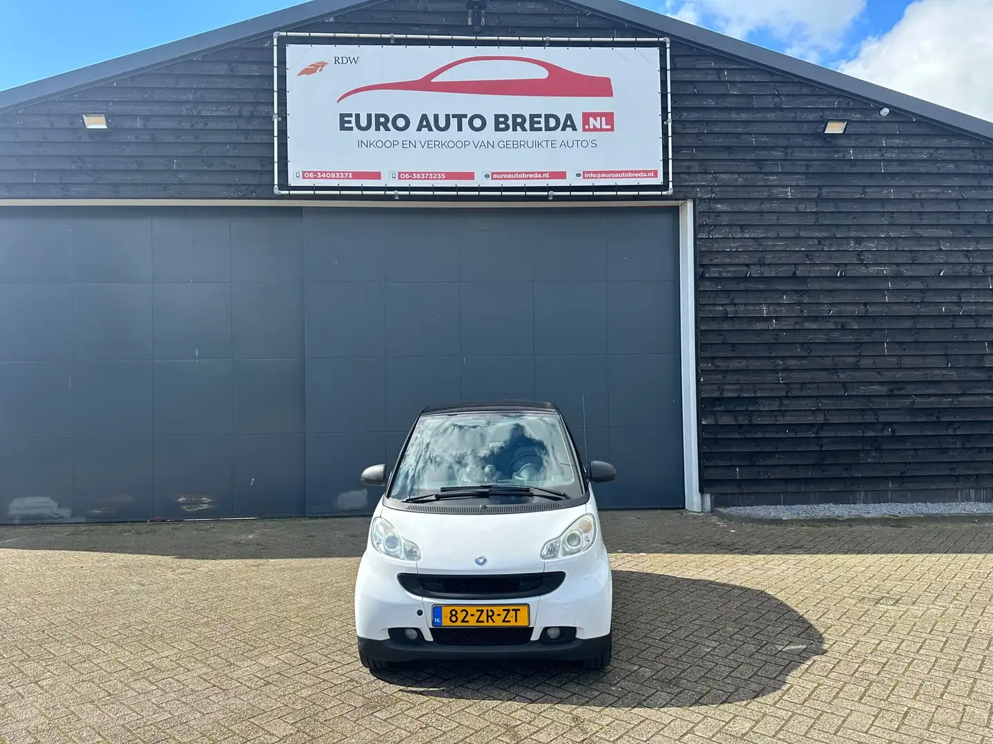 smart forTwo coupé 1.0 mhd Passion Zwart - 1