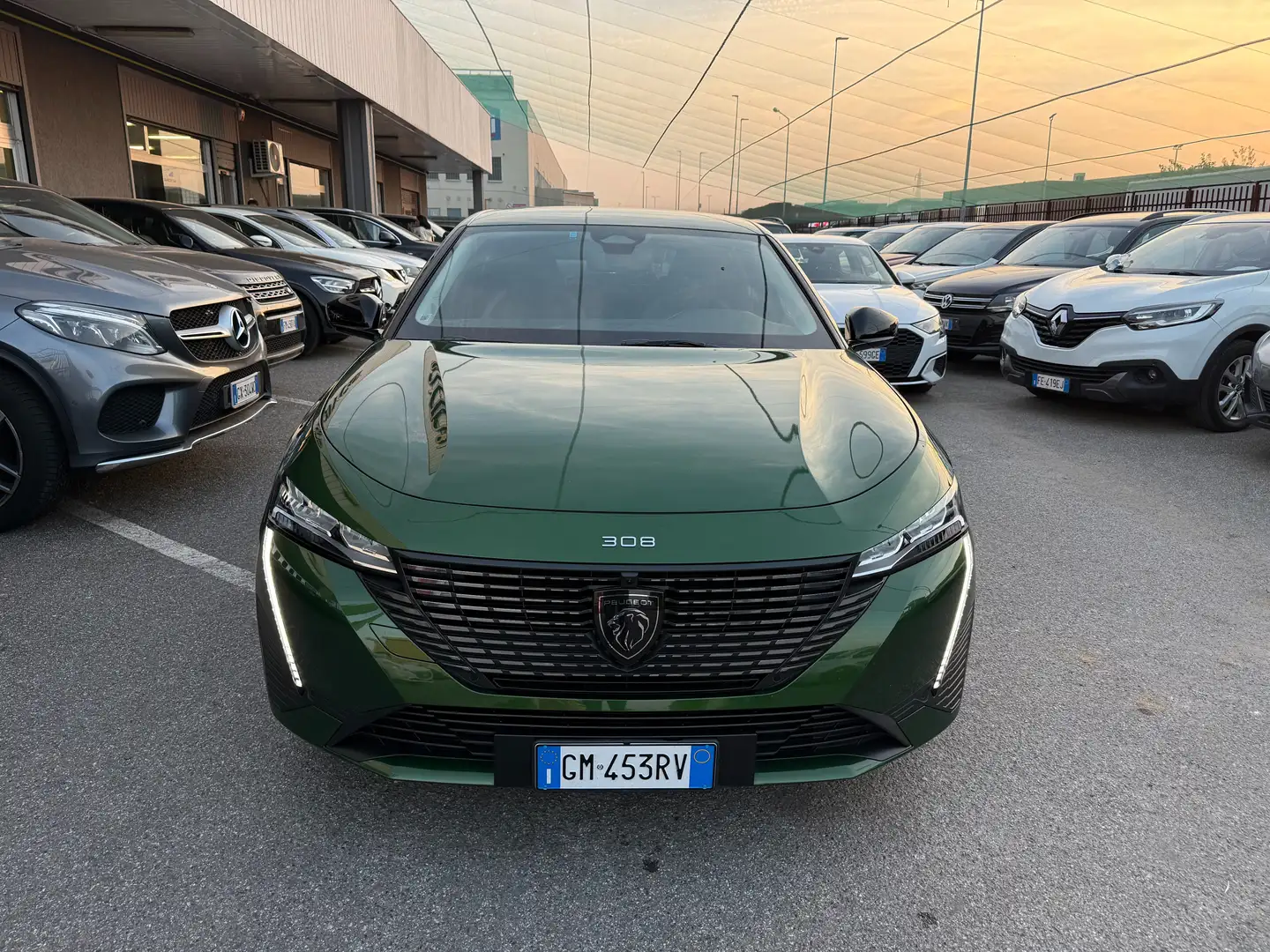 Peugeot 308 308 III 2021 1.2 puretech t Allure s Verde - 2