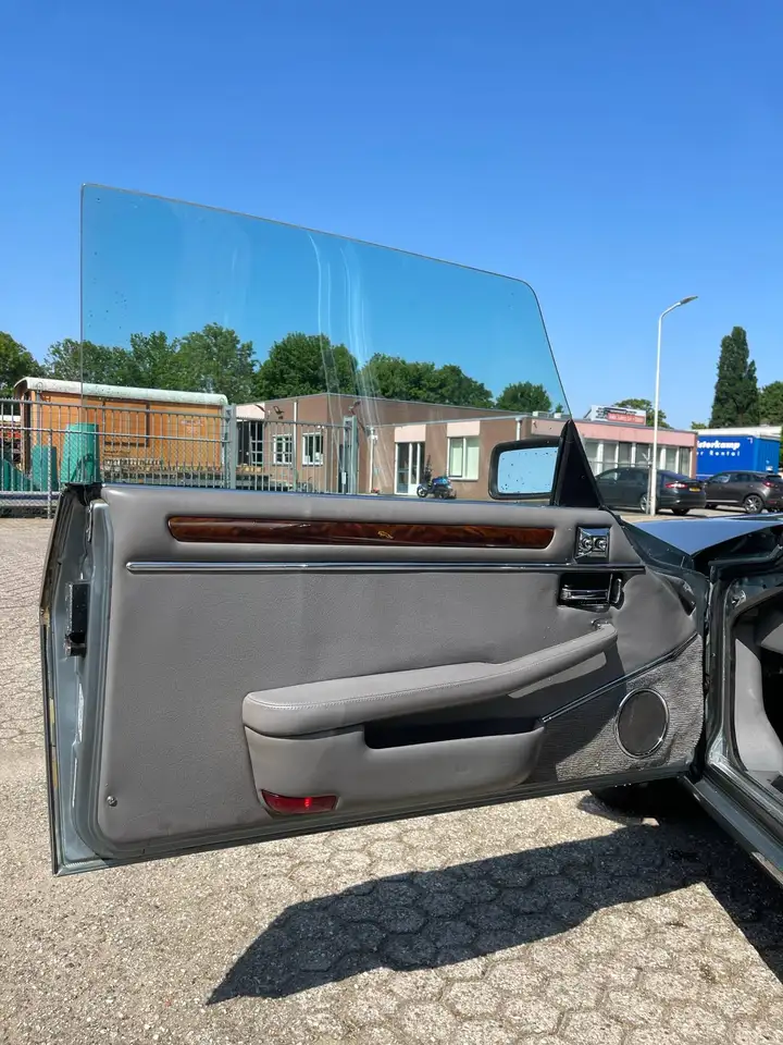 Jaguar XJ 5.3 V12, foto 8