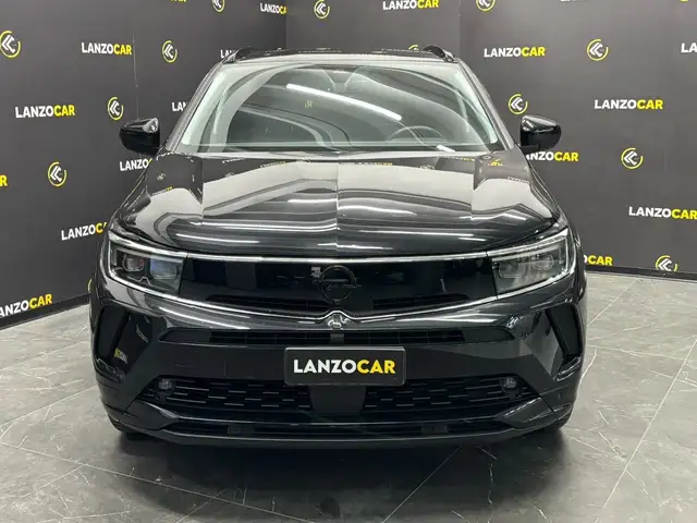 Opel Grandland view 2
