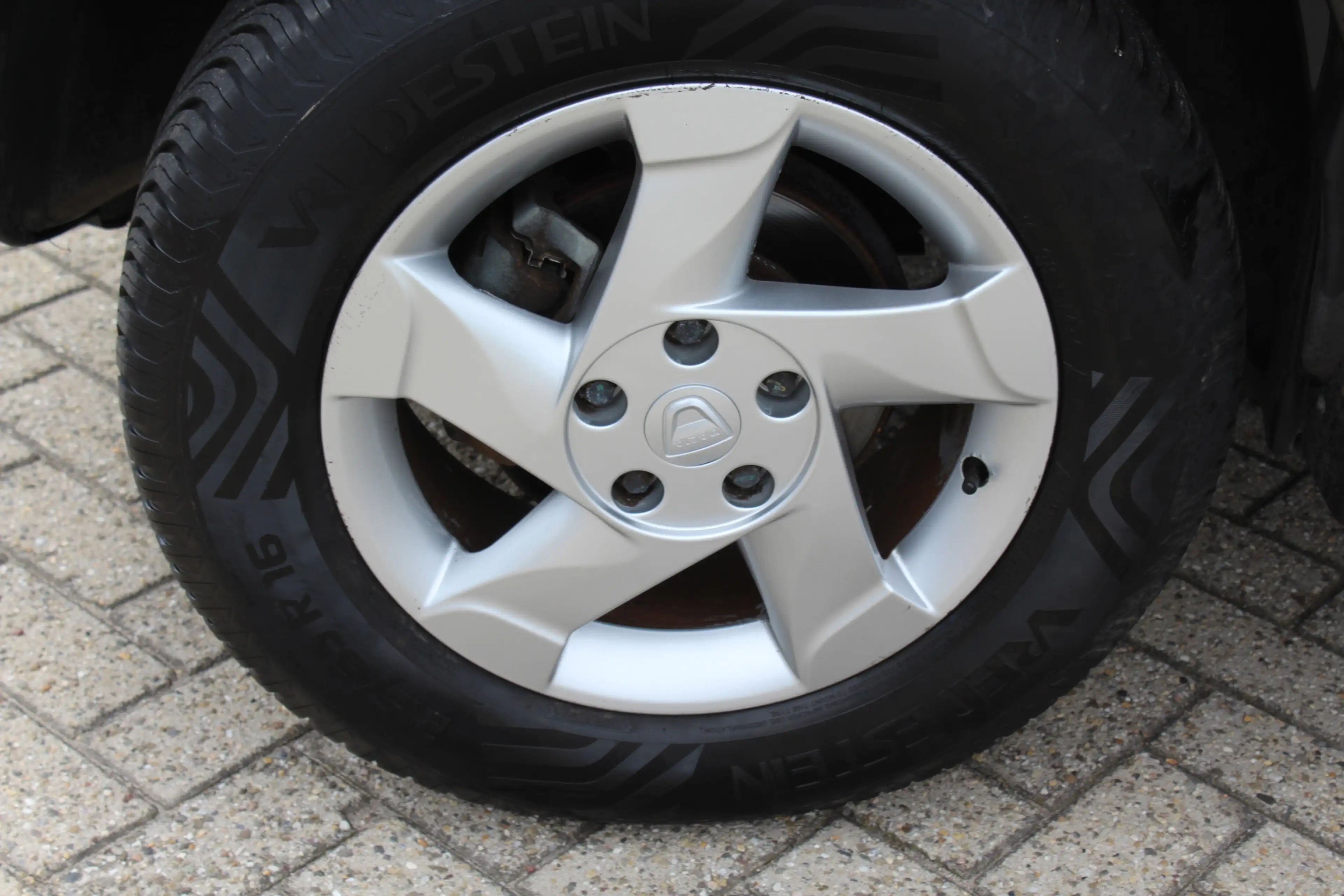 Dacia Duster 1.6 Lauréate km nap ,,airco trekhaak — photo 13