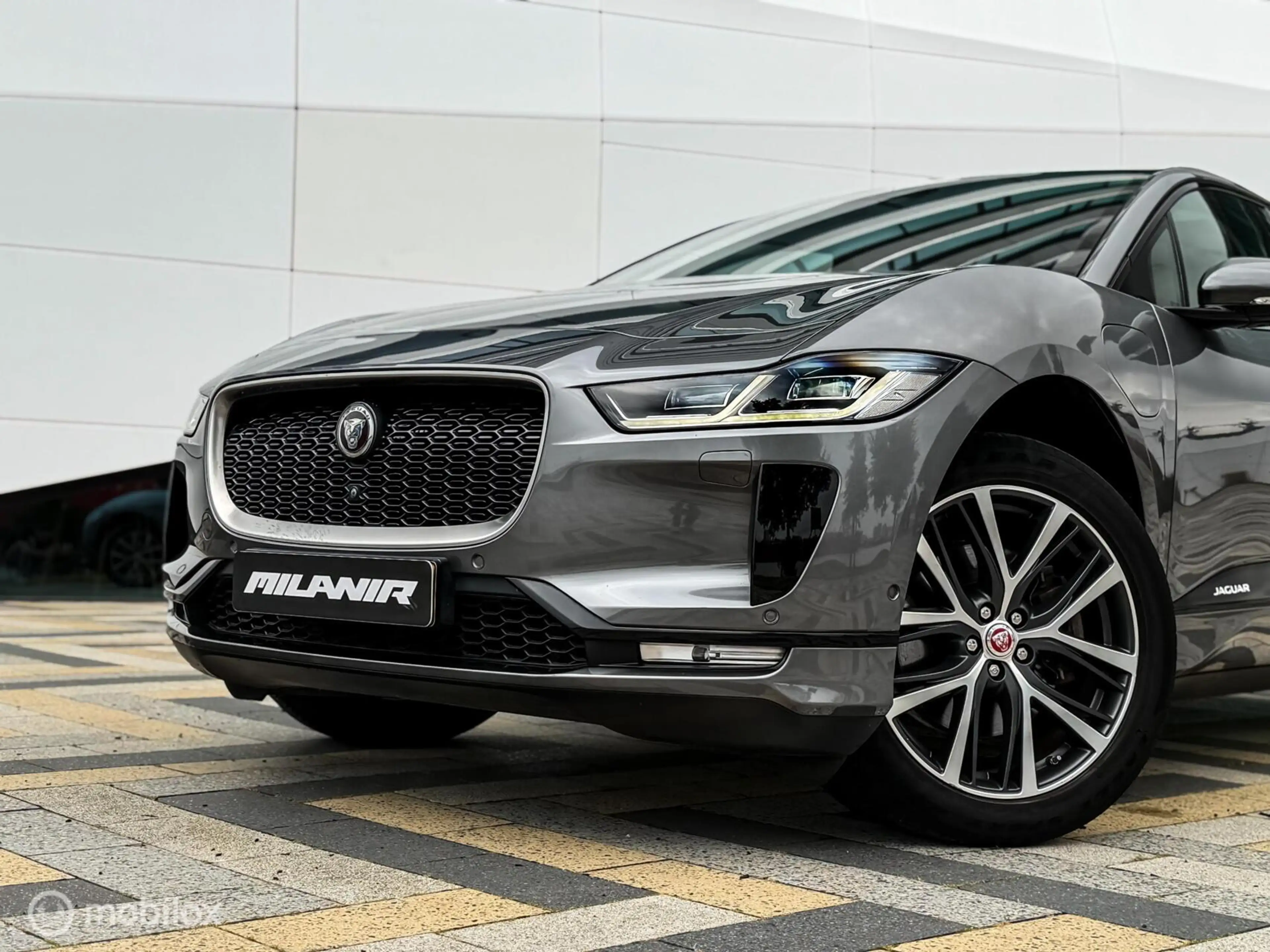 Jaguar I-Pace EV400 S 90 kWh |Pano|Koeling|HUD|Meridian|ACC — photo 4