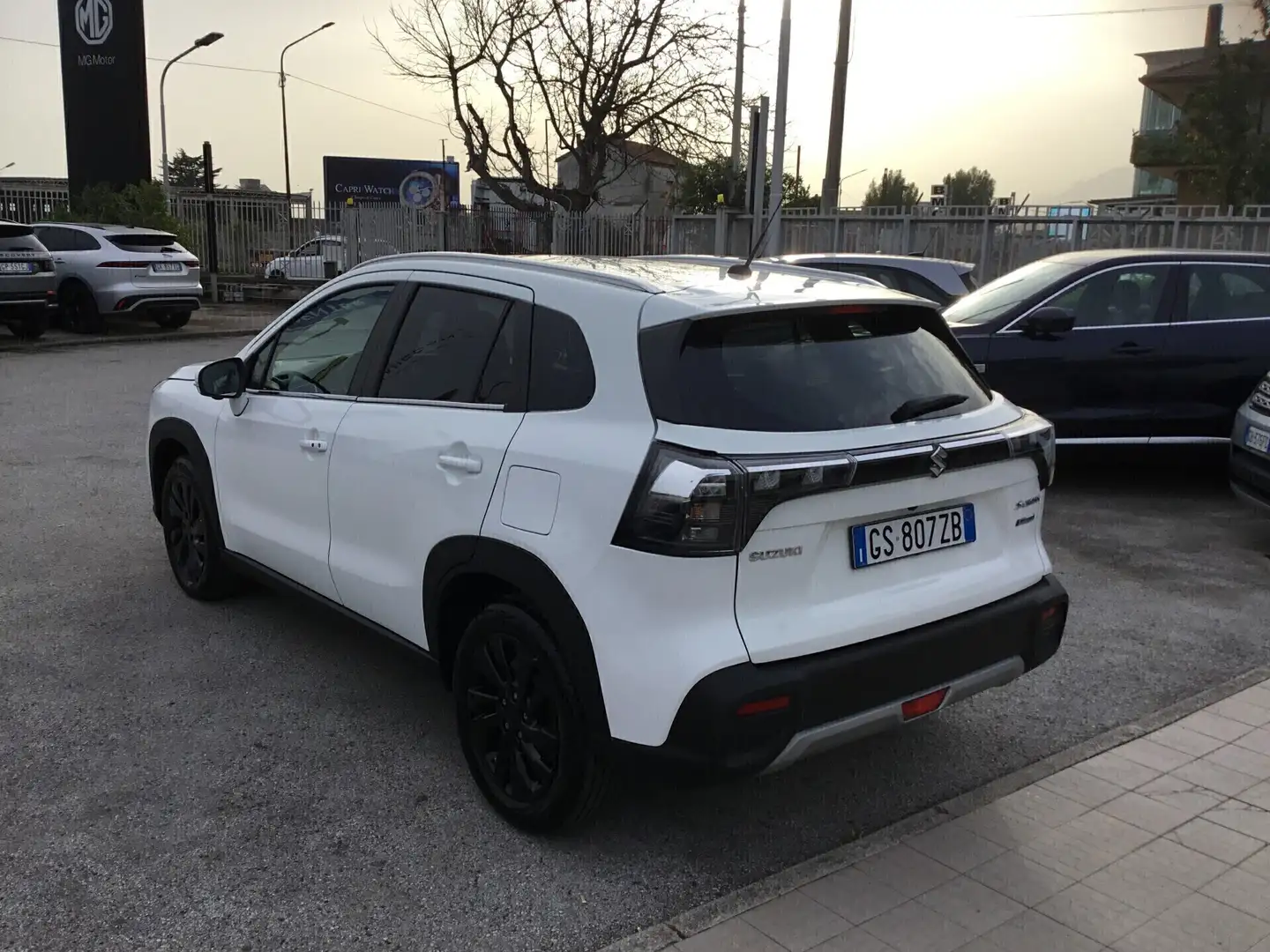 Suzuki SX4 S-Cross SX4 1.4 Hybrid 4WD AllGrip Top Bianco - 2