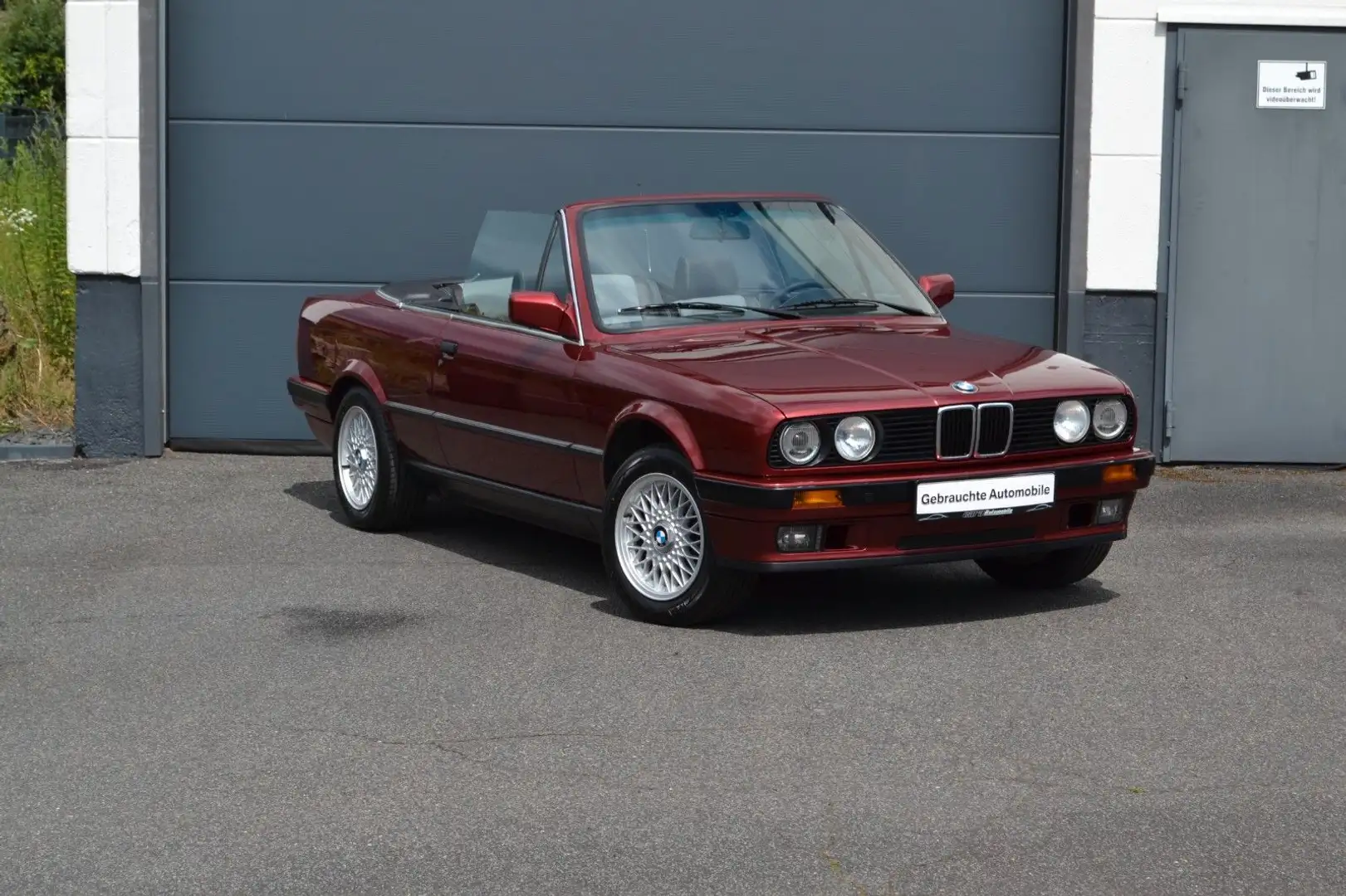 BMW 320 i Cabrio Leder Inspektion TÜV  neu Rot - 1