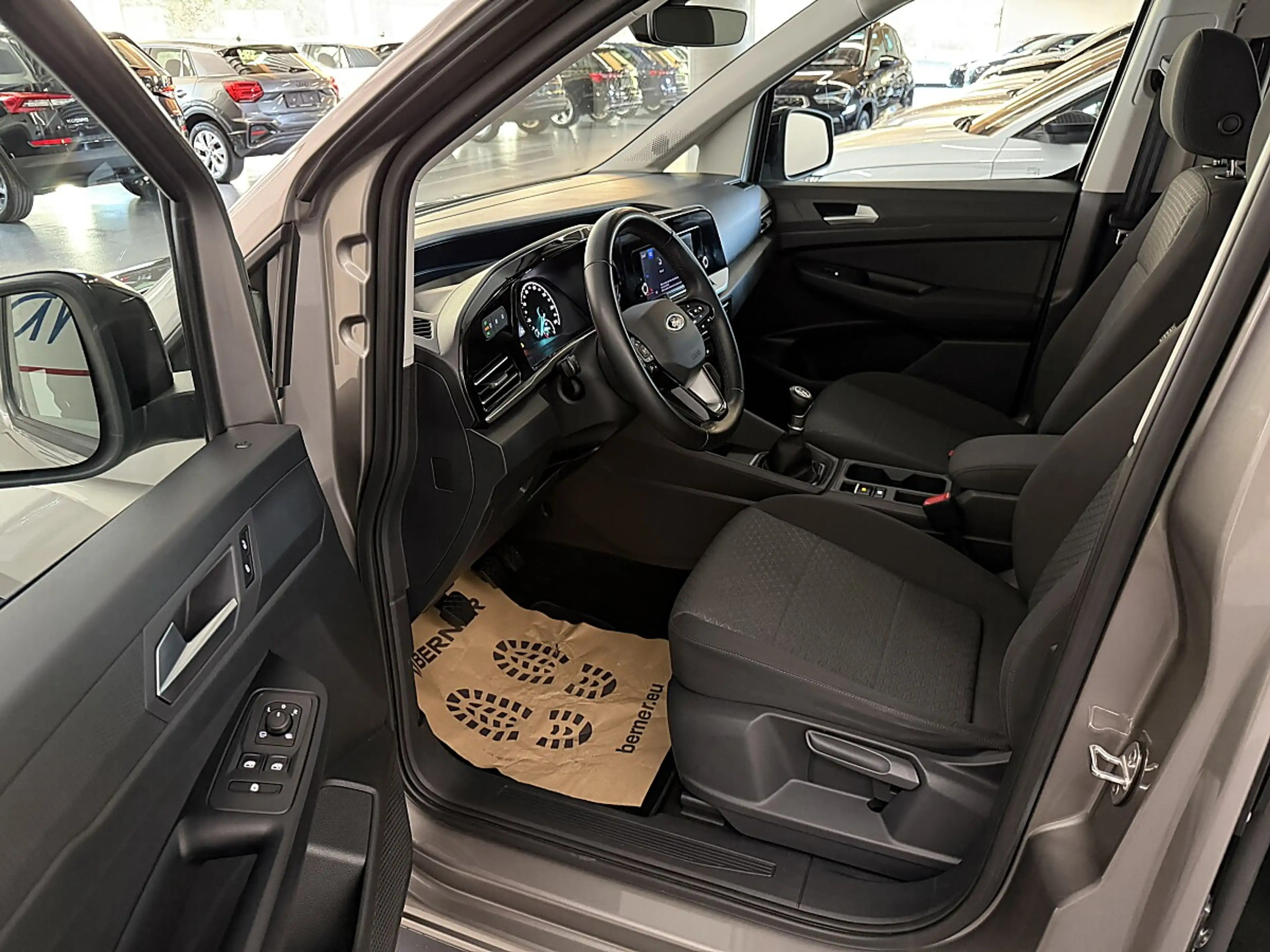 Ford Tourneo Connect 2,0TDi Titanium 7 Sitze *Sitzheizung*Tempomat*P... — photo 11
