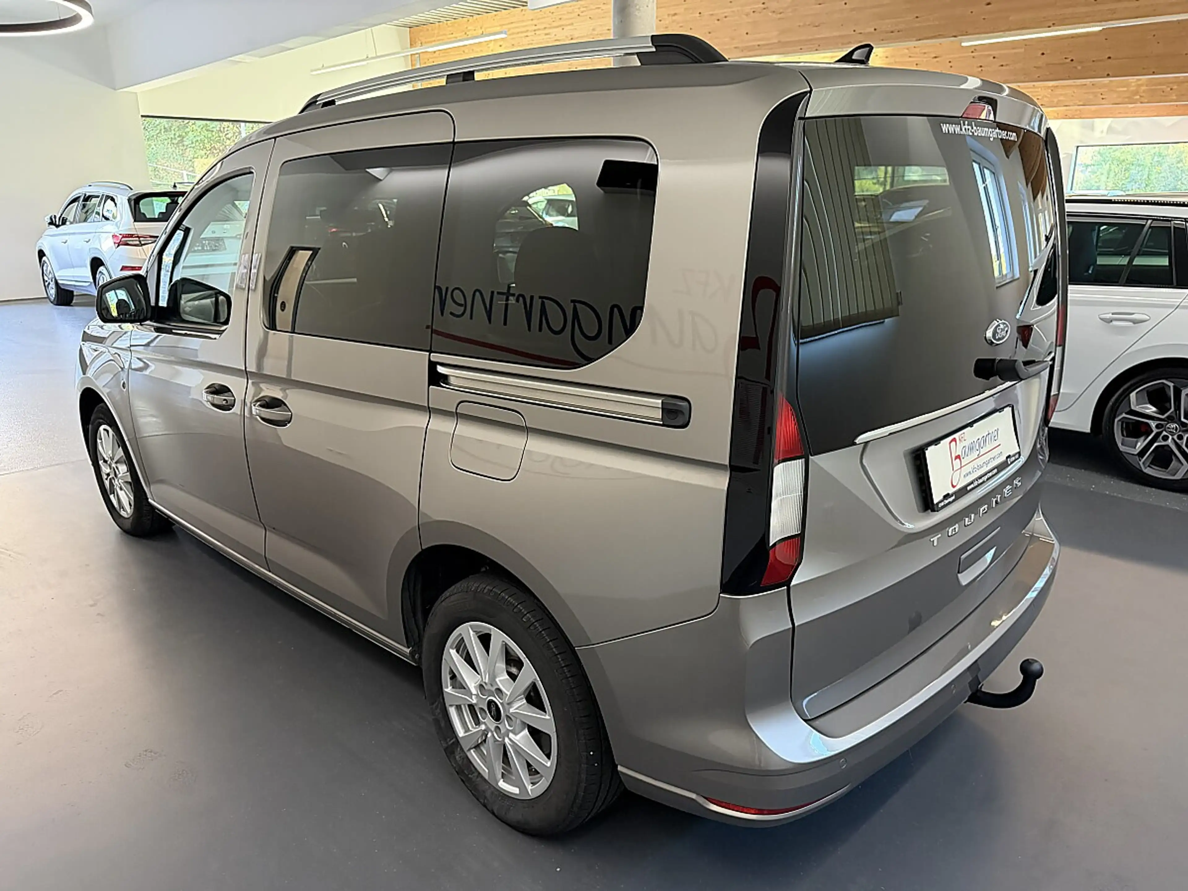 Ford Tourneo Connect 2,0TDi Titanium 7 Sitze *Sitzheizung*Tempomat*P... — photo 5