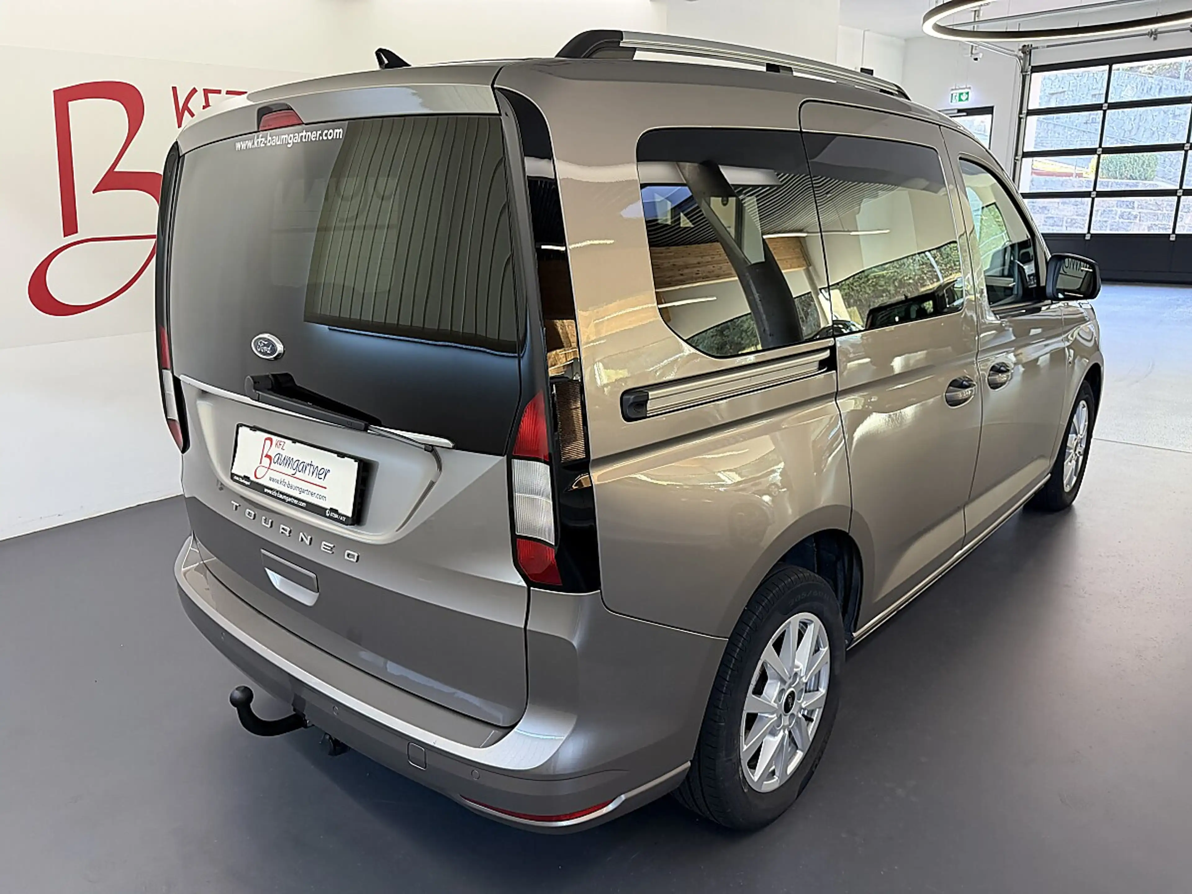 Ford Tourneo Connect 2,0TDi Titanium 7 Sitze *Sitzheizung*Tempomat*P... — photo 4