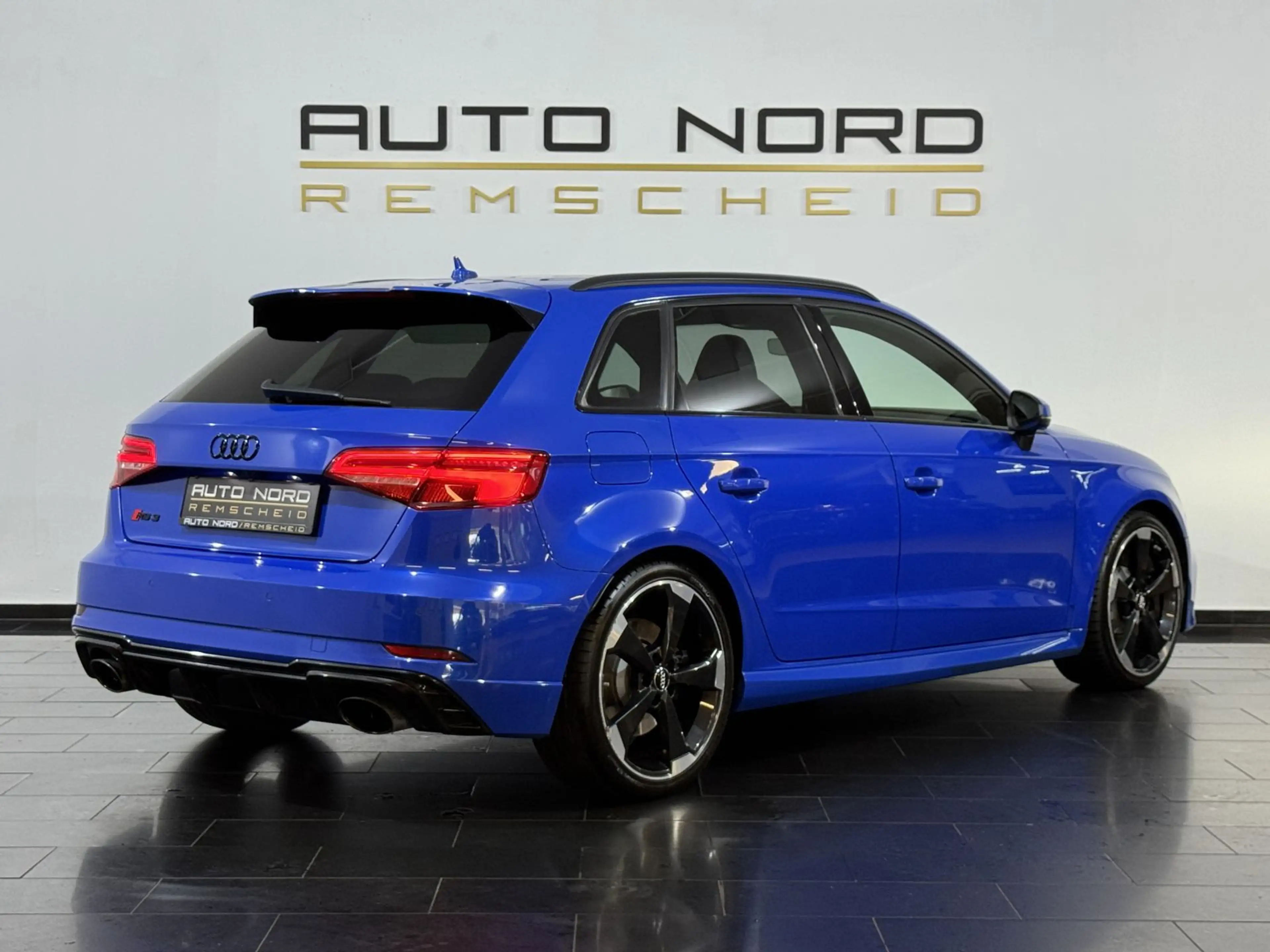 Audi RS3 2.5TFSI quat.*ohneOPF*Matrix*B&O*Magnetic* — photo 7