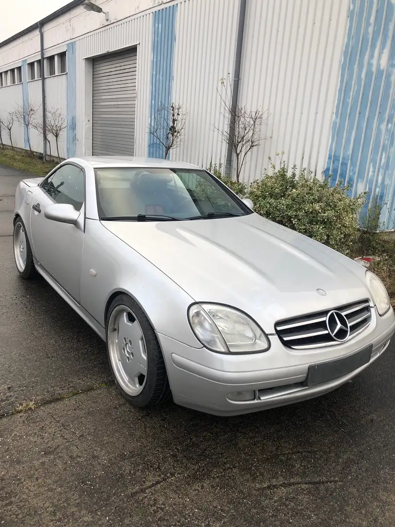 Mercedes-Benz SLK 200 Silber - 2