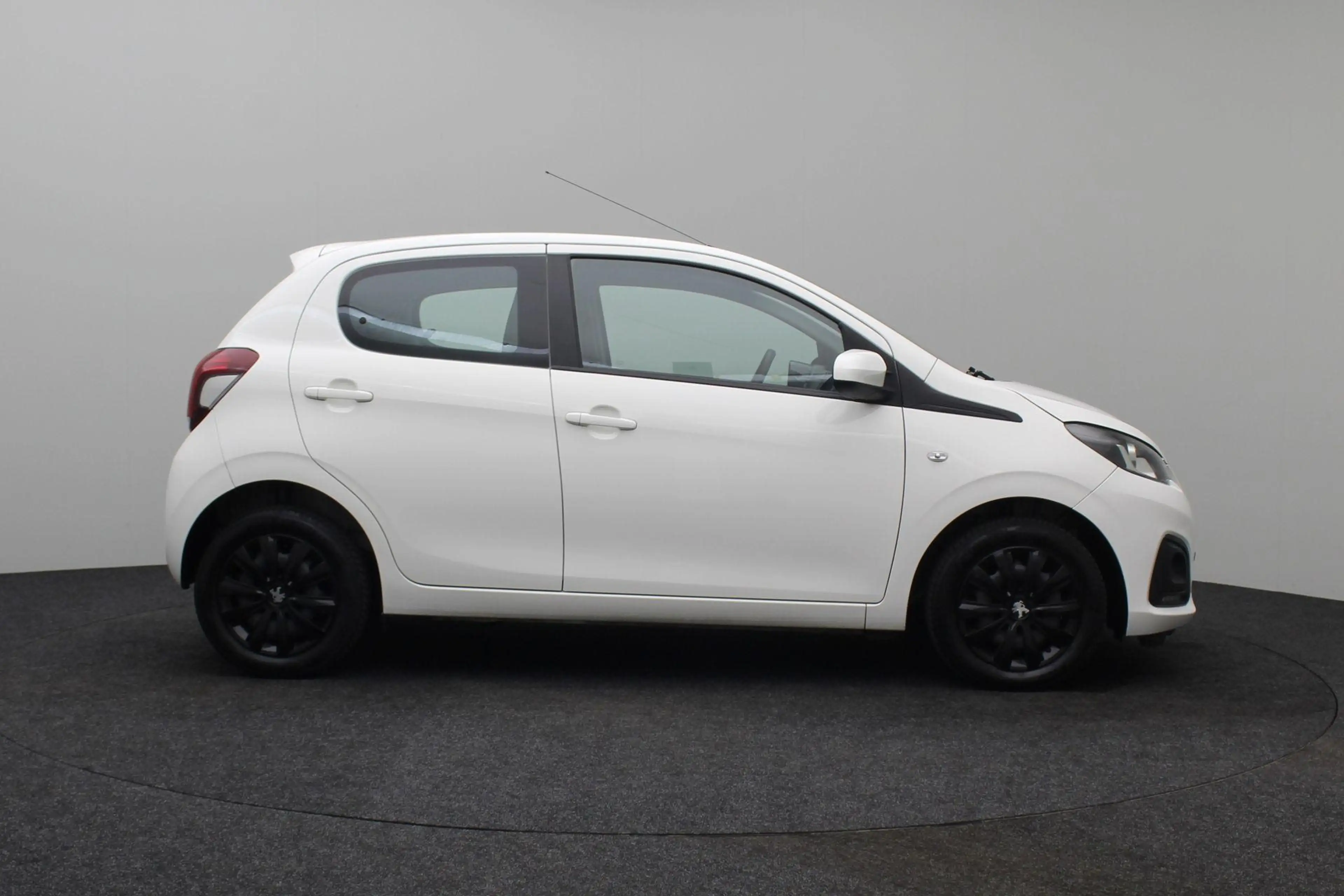Peugeot 108 1.0 e-VTi Blue Lease 2019 | Airco | Elektrische Ra — photo 14