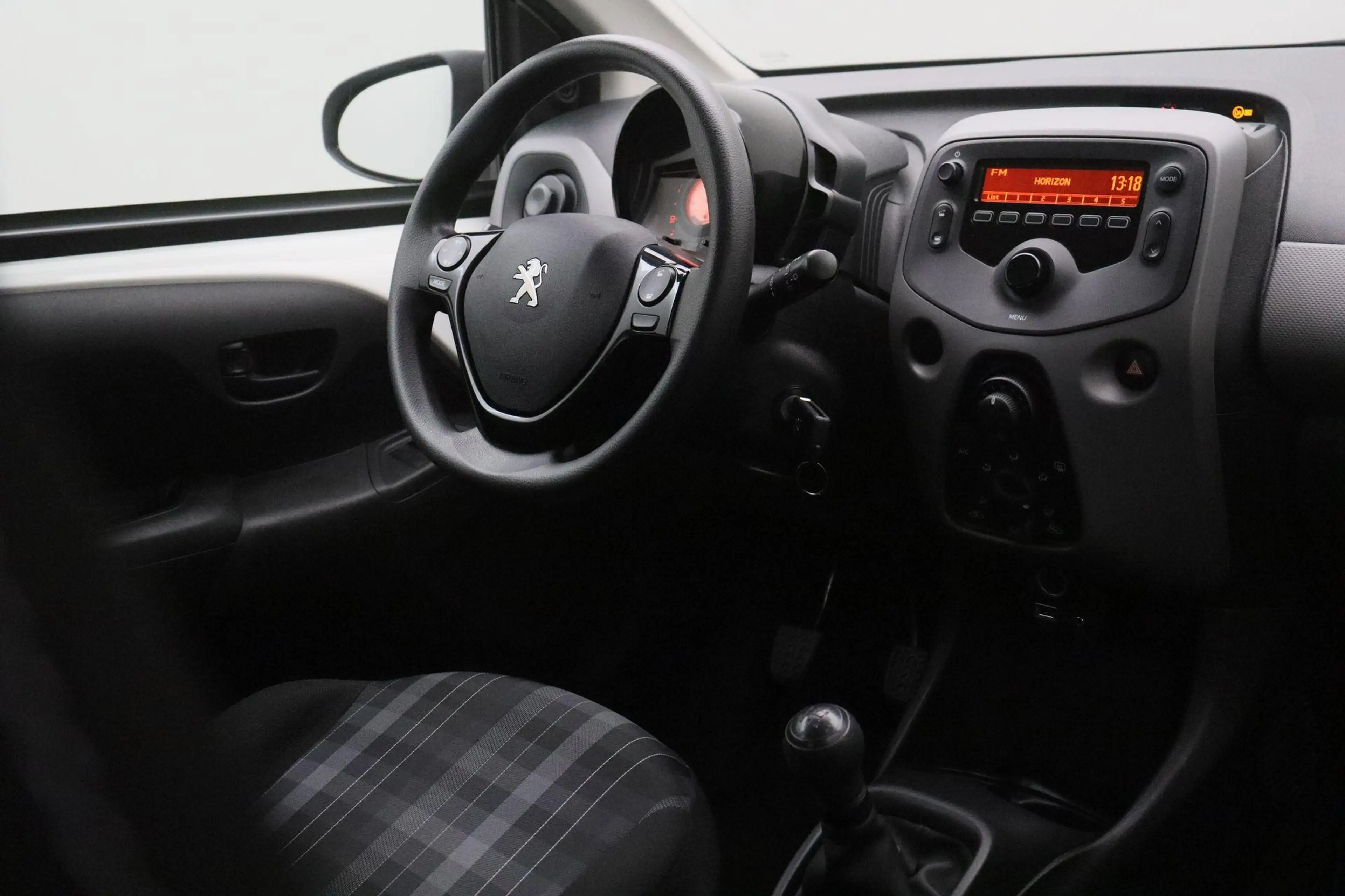 Peugeot 108 1.0 e-VTi Blue Lease 2019 | Airco | Elektrische Ra — photo 10