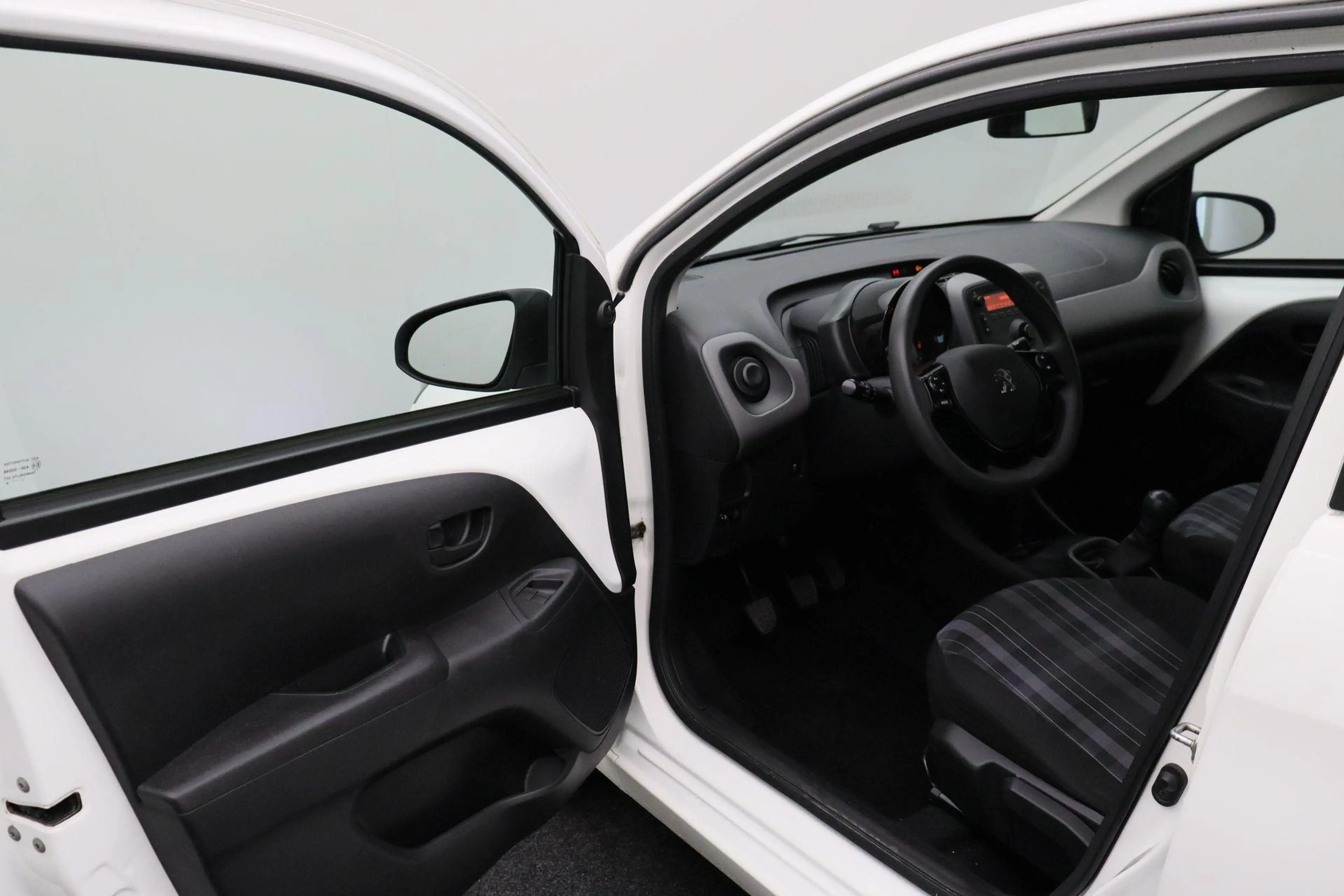 Peugeot 108 1.0 e-VTi Blue Lease 2019 | Airco | Elektrische Ra — photo 4