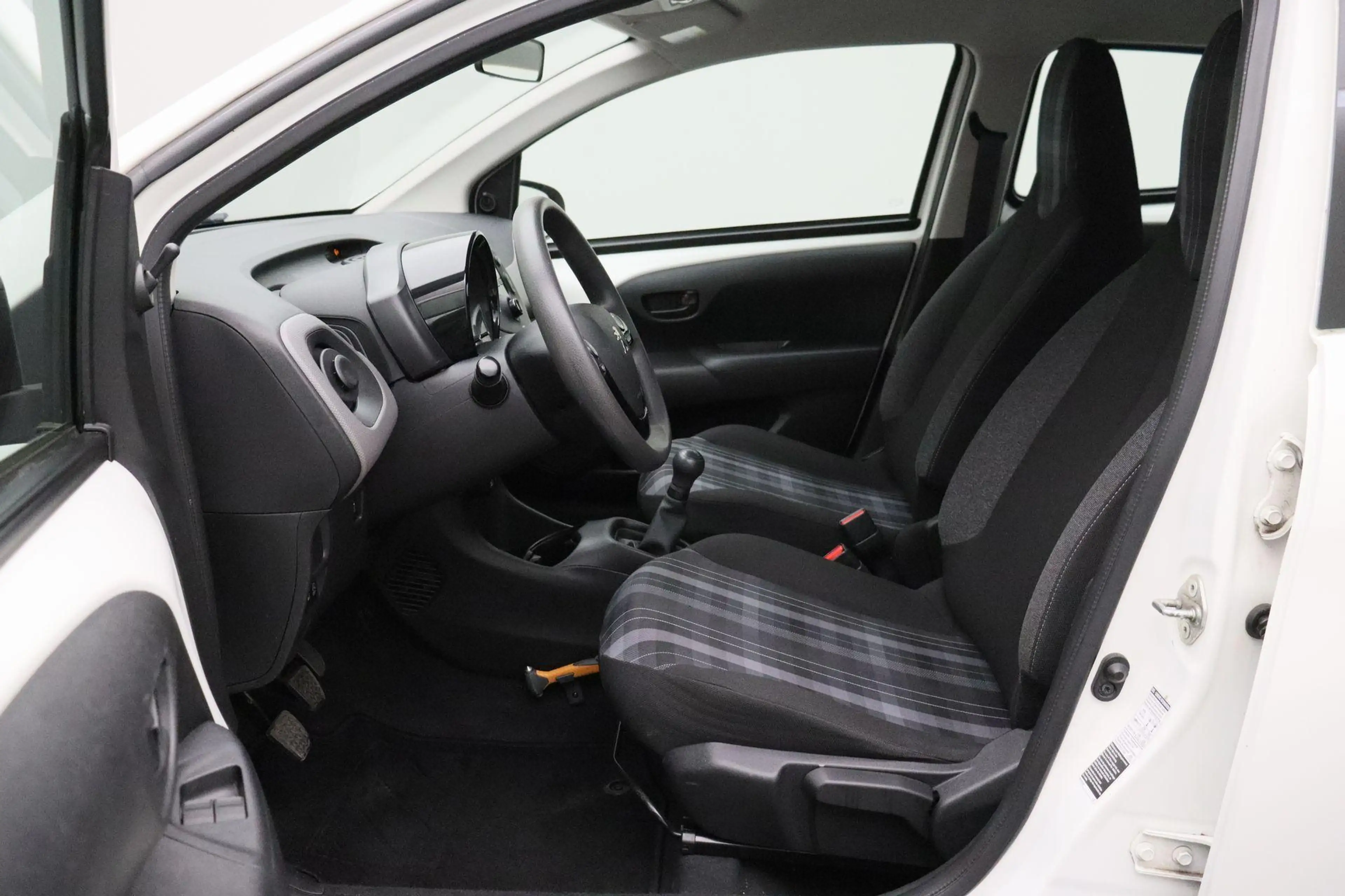 Peugeot 108 1.0 e-VTi Blue Lease 2019 | Airco | Elektrische Ra — photo 5