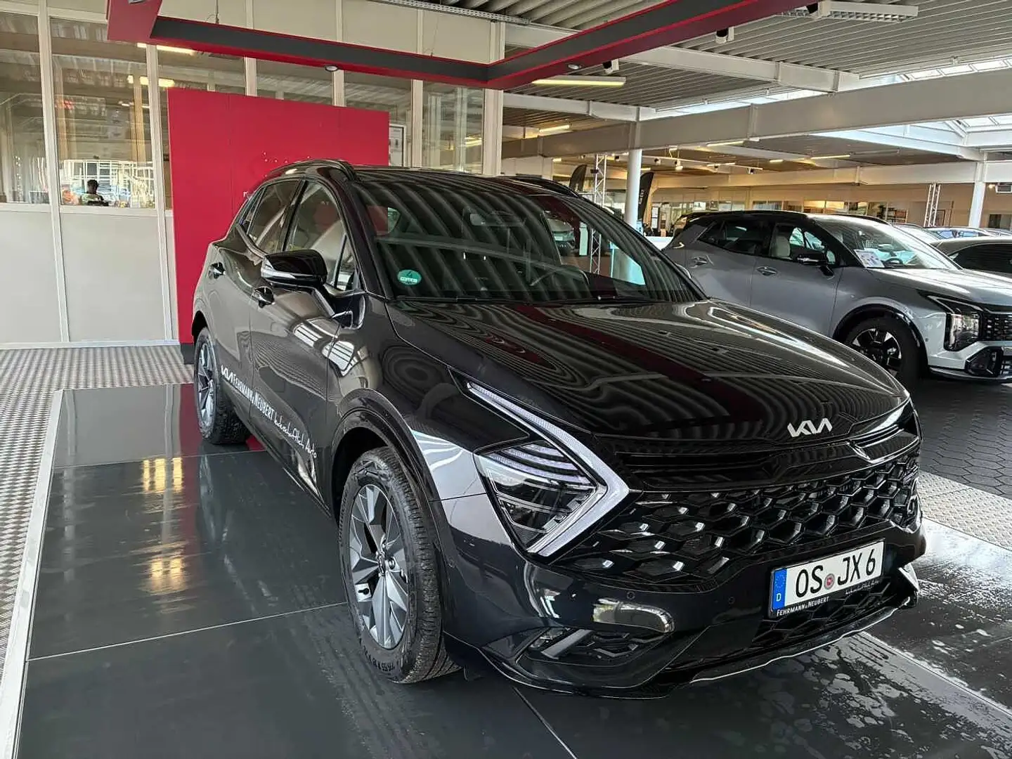 Kia Sportage 1.6T HEV 2WD Aut. GT-Line SOUND DRI Schwarz - 2