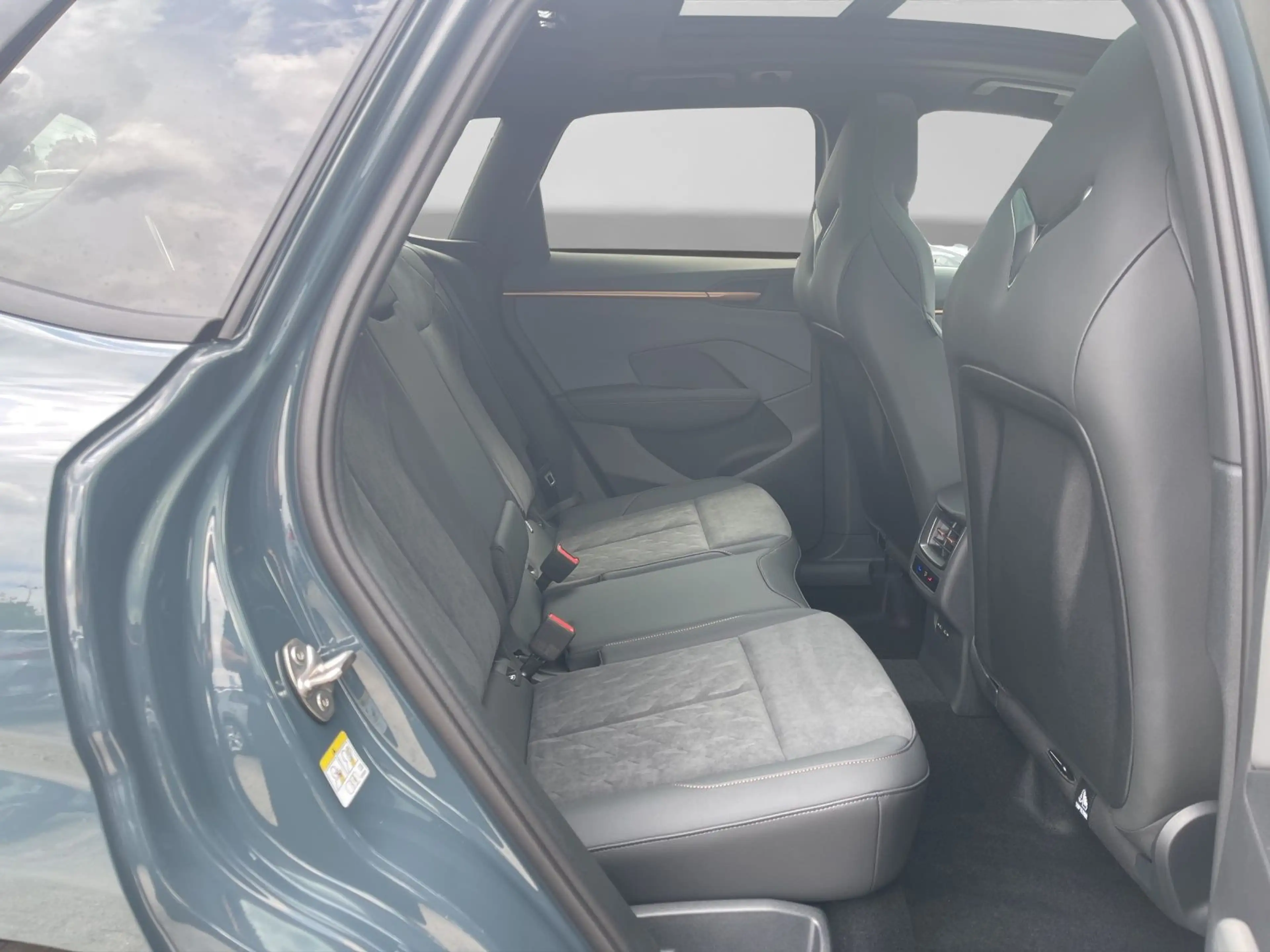 CUPRA Terramar 2.0 TSI DSG VZ 4DRIVE AREA VIEW NAVI PA — photo 6