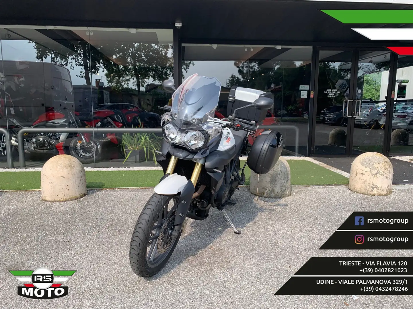 Triumph Tiger 800 Bianco - 1
