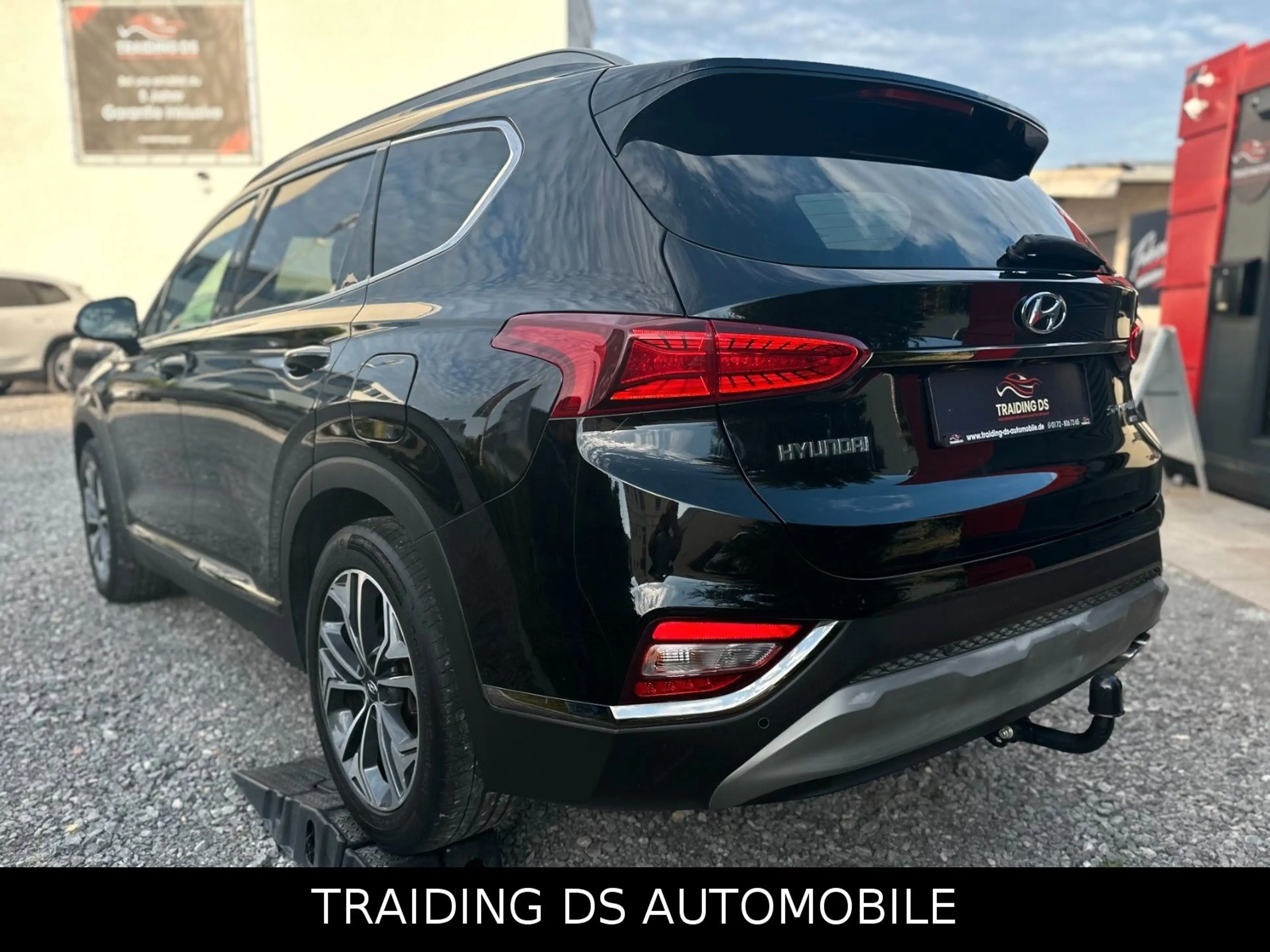 Hyundai SANTA FE *PREMIUM 4WD*--7 SITZER-- **VOLL** — photo 4