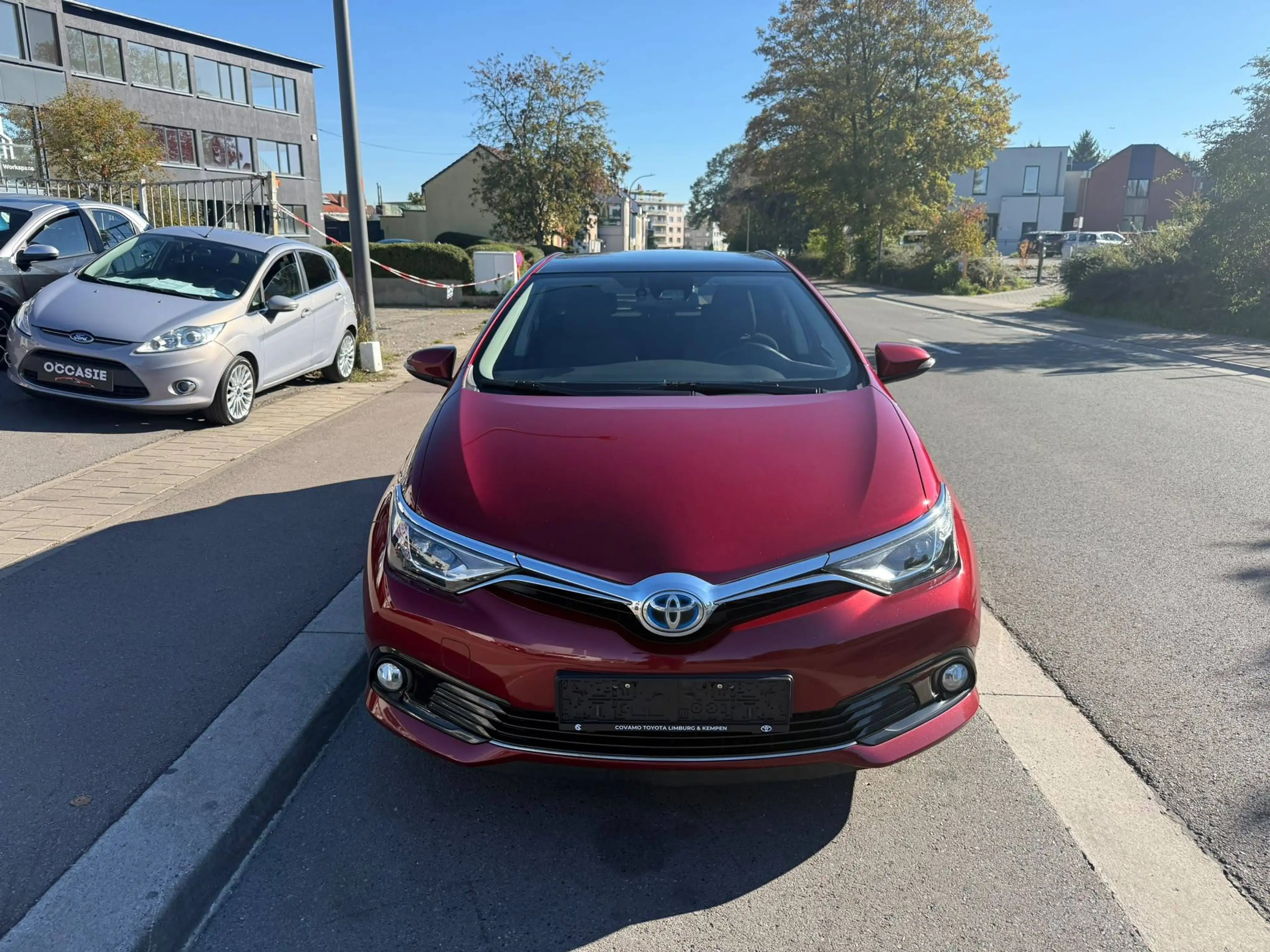 Toyota Auris Auris HEV 1.8i HSD Style E-CVT — photo 2