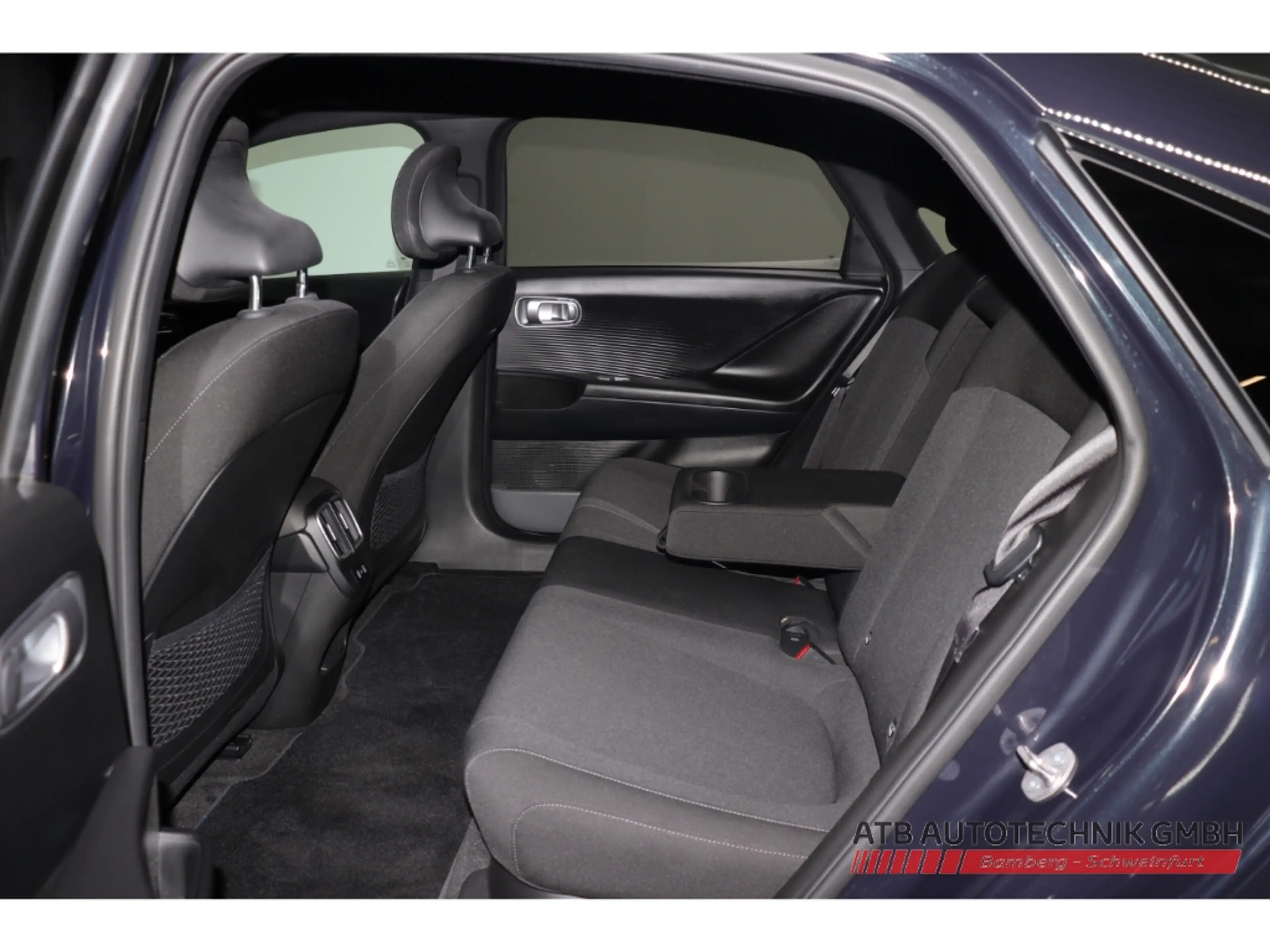 Hyundai IONIQ 6 TECHNIQ 77,4 kWh 97,3% SOH HUD Navi LED — photo 12