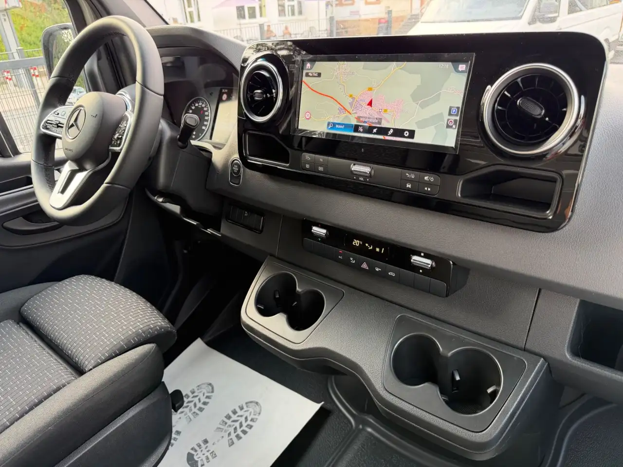 Mercedes-Benz Model not specified 2026