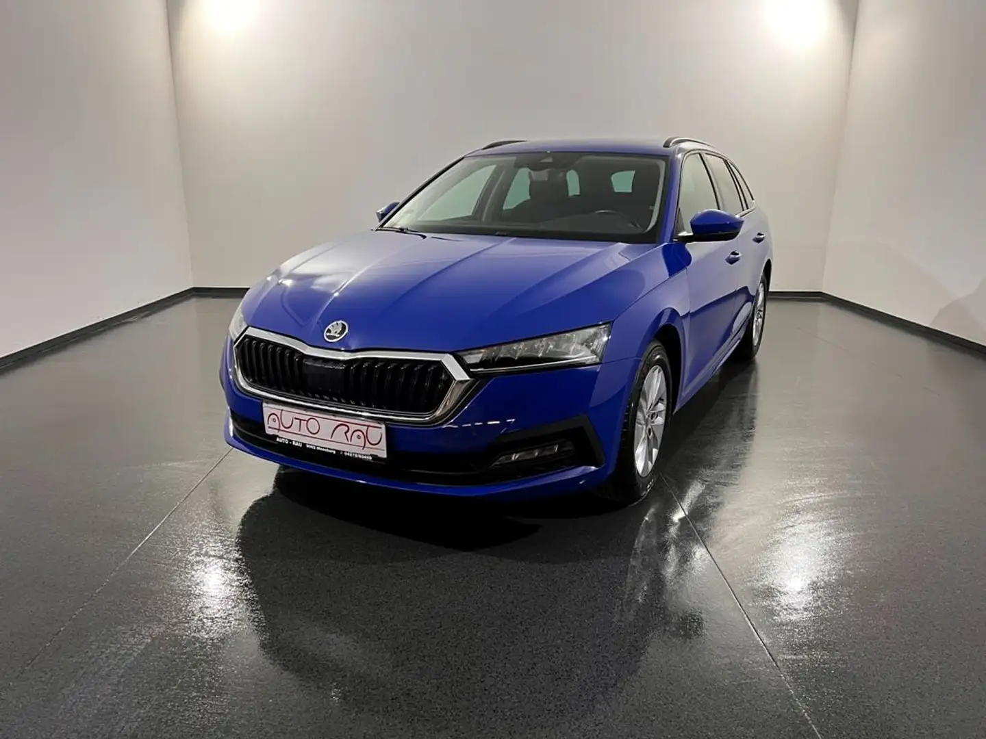 Skoda Octavia Com. 2.0 TDI Ambition *LED*NAVI*PDC* Blau - 2