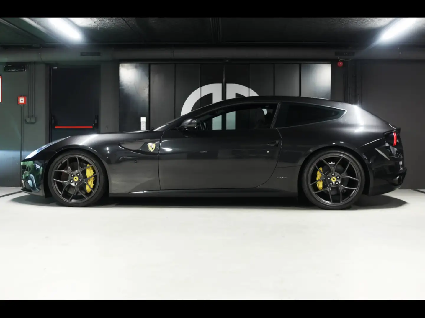 Ferrari FF 6.2 V12 4RM°NOVITEC°GRIGIO GRANITO°PANO°KAM Gris - 2