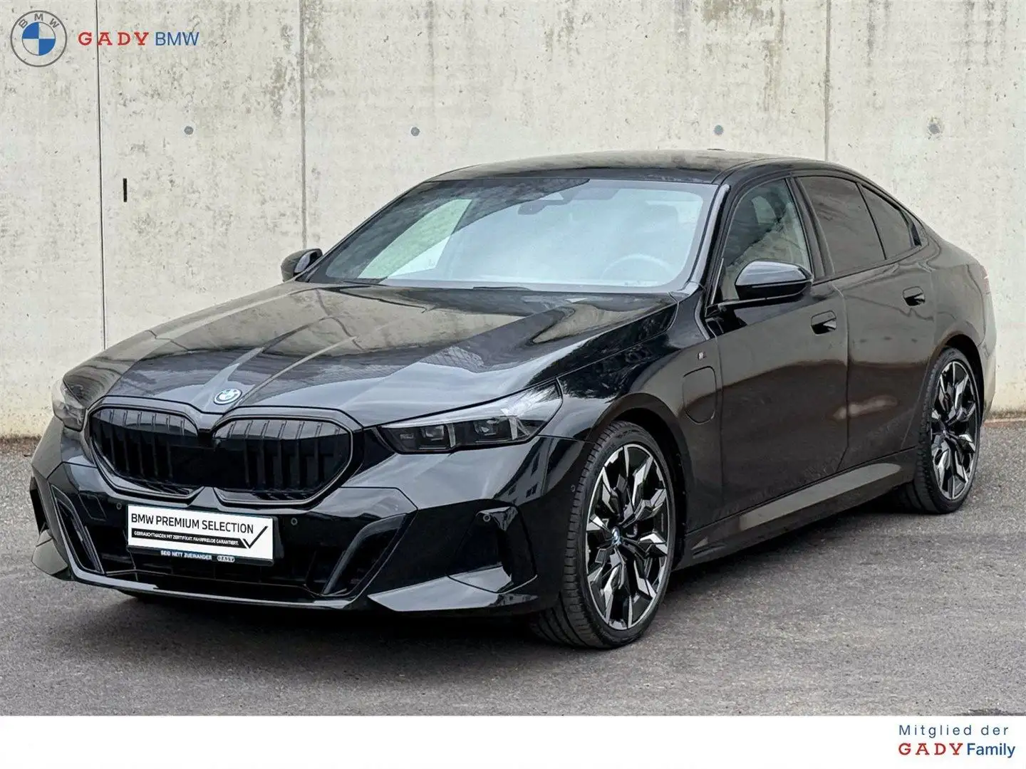 BMW 550 e xDrive Noir - 1