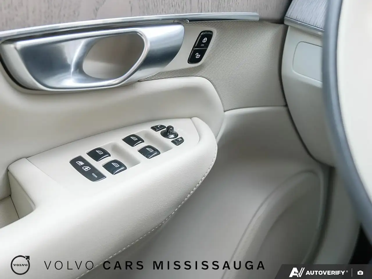 Volvo XC90 снимка Volvo XC90